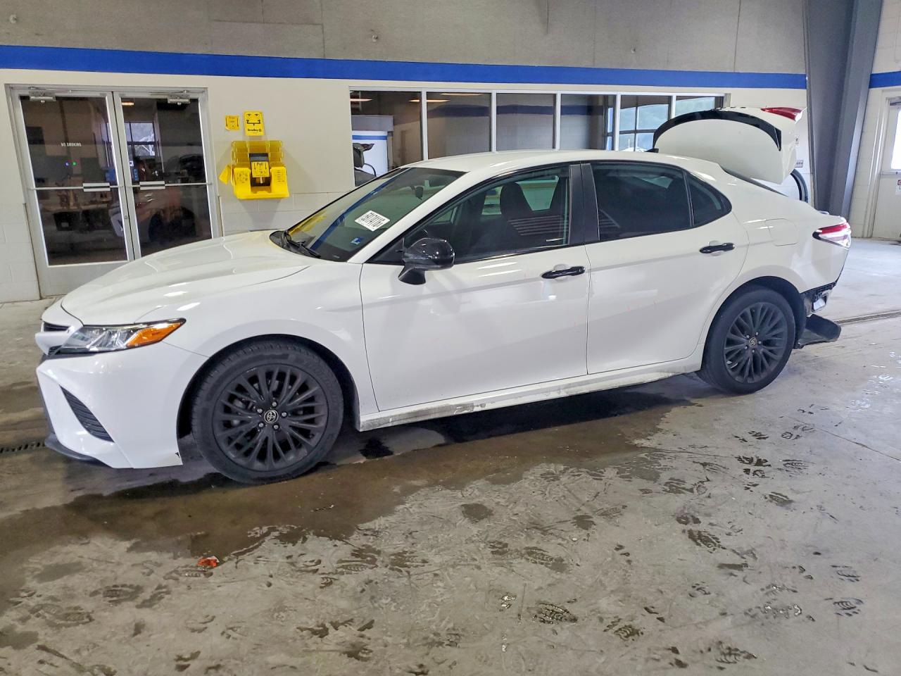 2020 TOYOTA CAMRY SE NIGHTSHADE