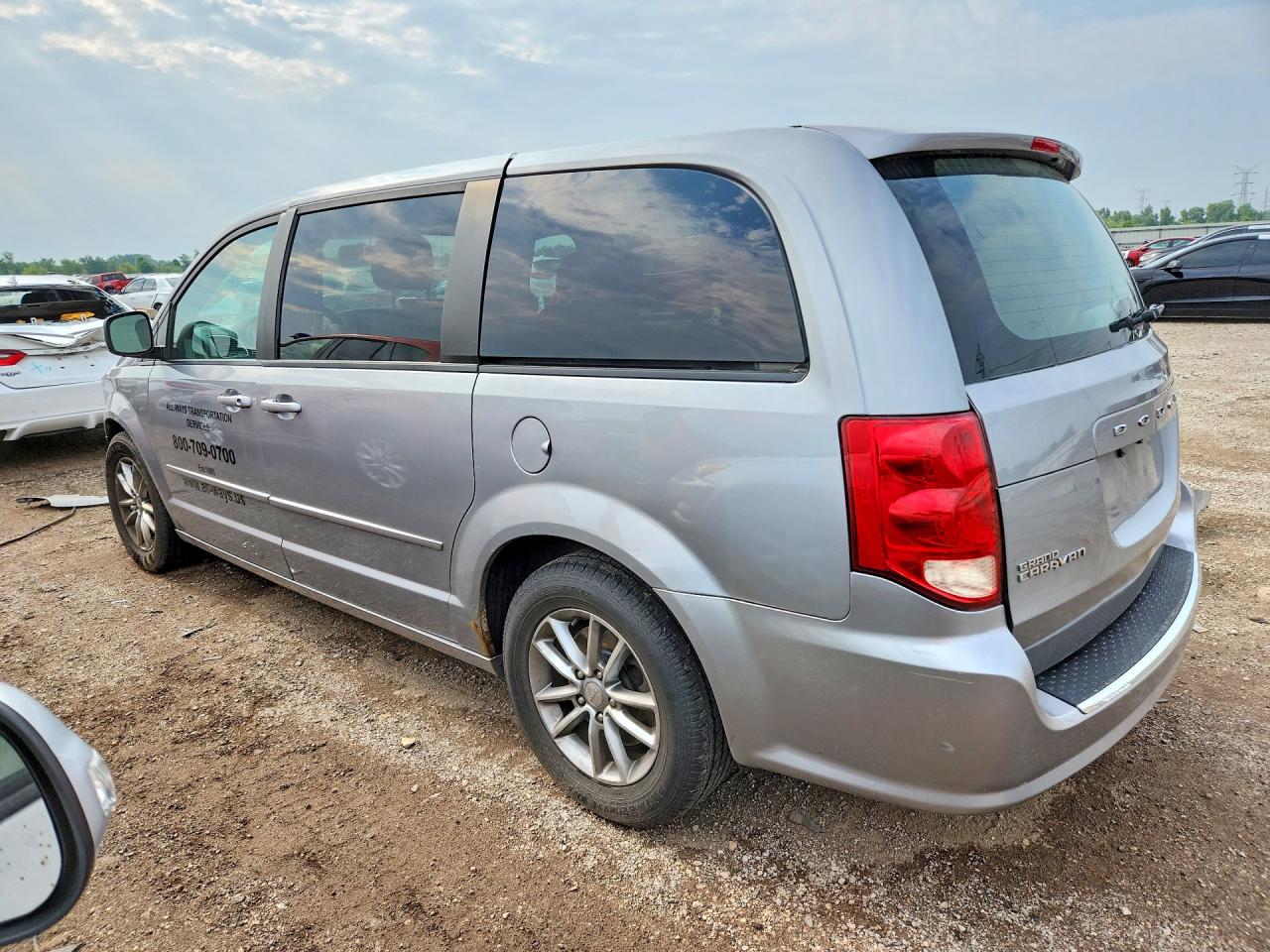 2015 DODGE GRAND CARAVAN SE — снимка 2