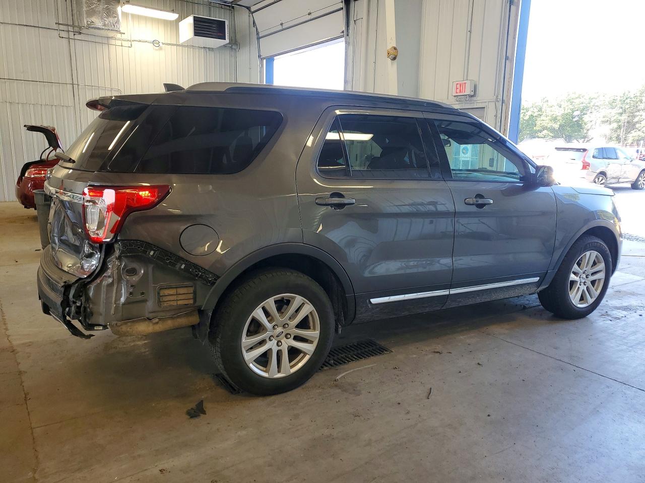 2018 FORD EXPLORER XLT — снимка 3
