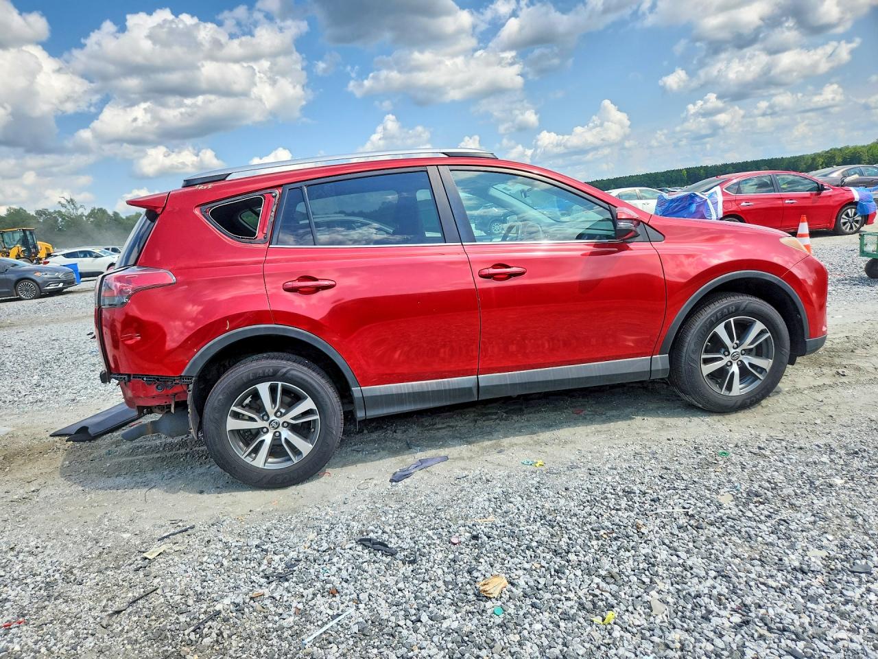 2016 TOYOTA RAV4 XLE — снимка 3