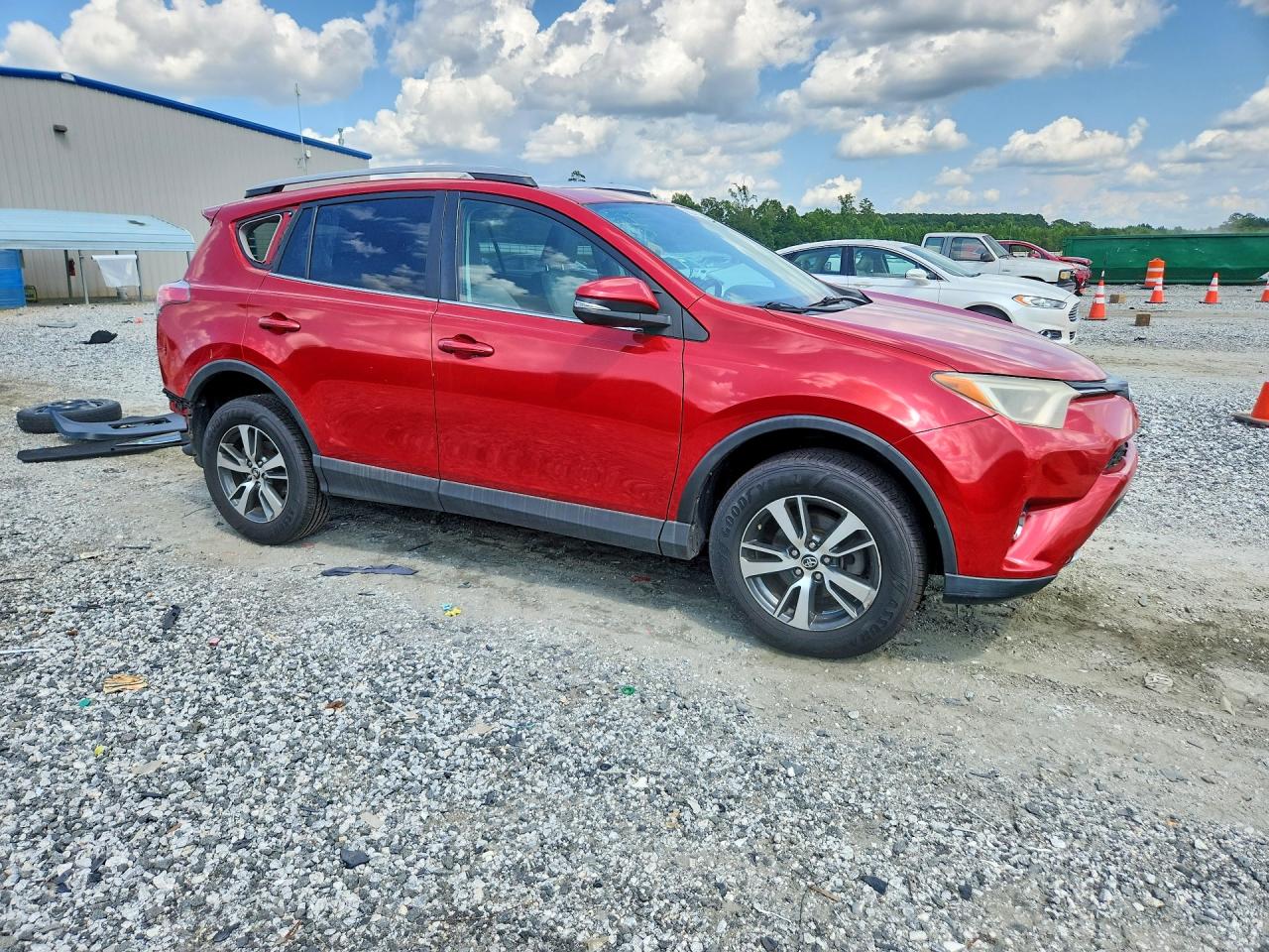 2016 TOYOTA RAV4 XLE — снимка 4
