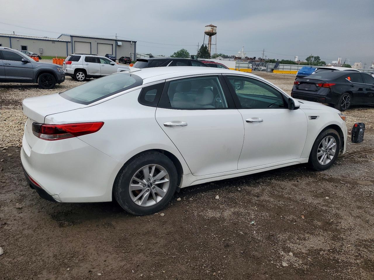 2016 KIA OPTIMA LX — снимка 3