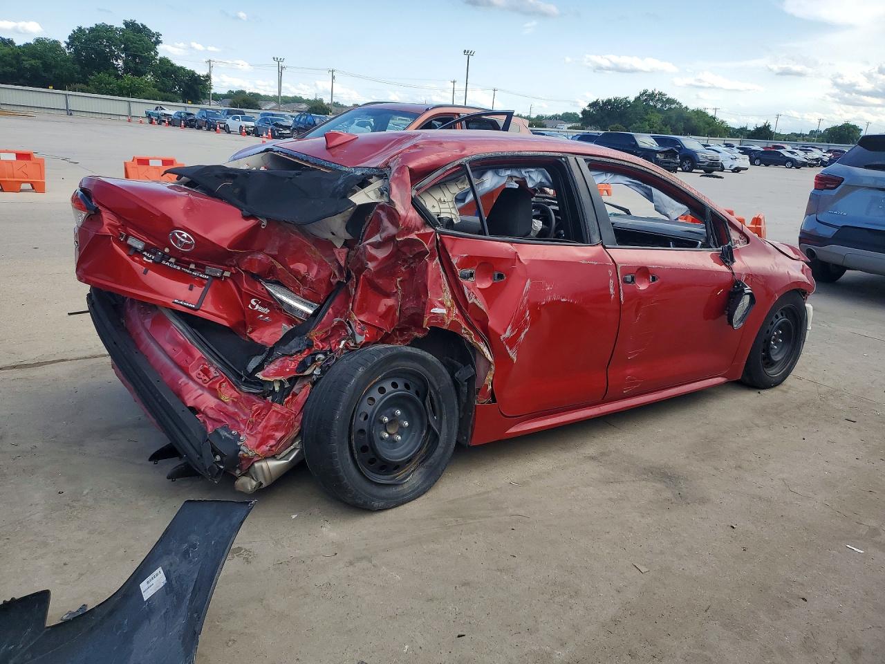 2021 TOYOTA COROLLA LE — снимка 3