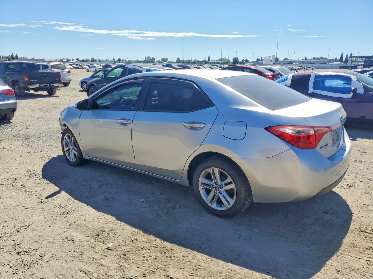 2017 TOYOTA COROLLA LE — снимка 2