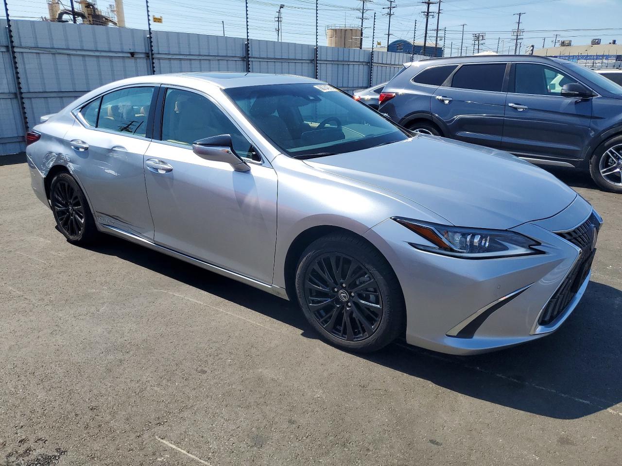 2022 LEXUS ES 300H BASE — снимка 4