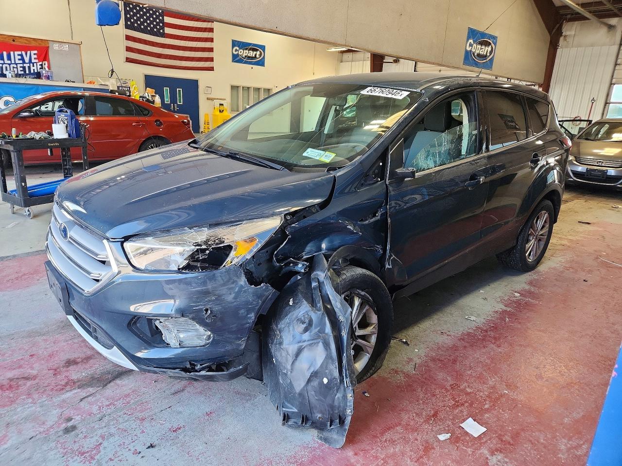2019 FORD ESCAPE SE