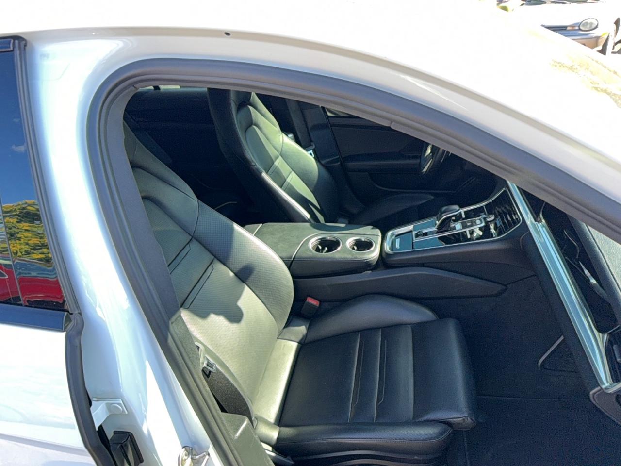 2017 PORSCHE PANAMERA 2 — снимка 5