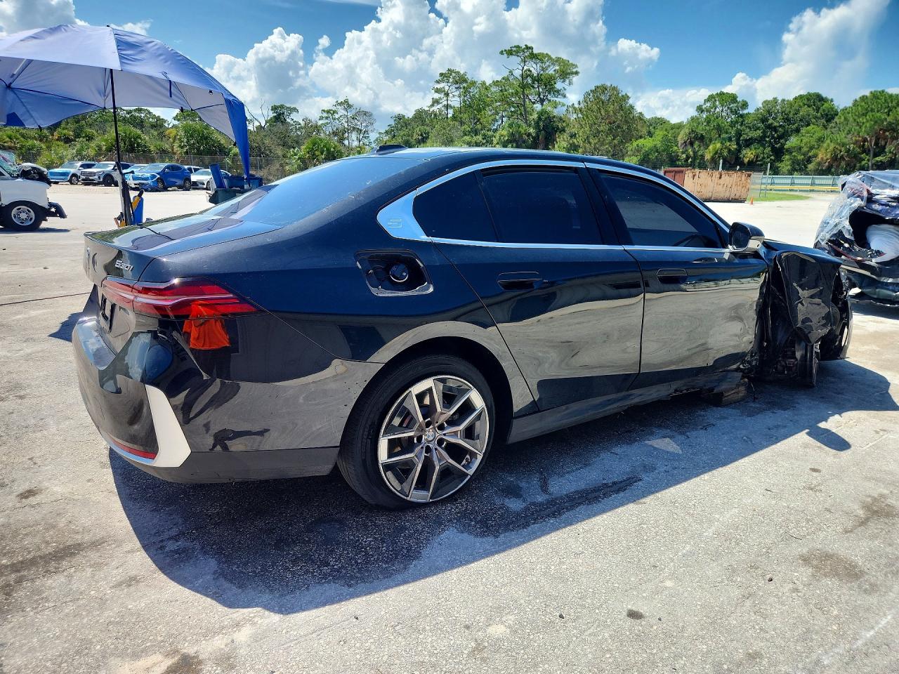 2026 BMW 530 XI — снимка 3