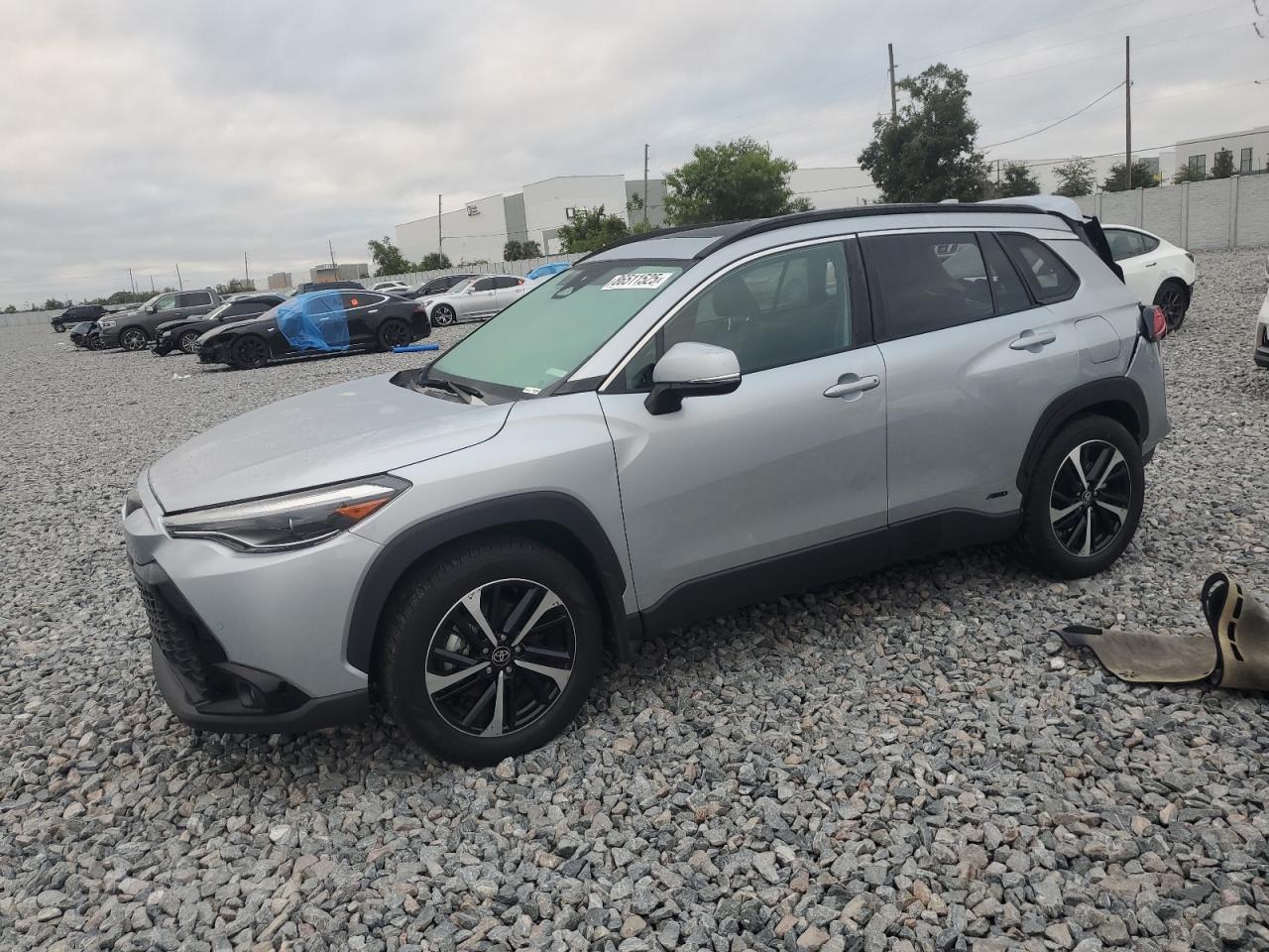 2024 TOYOTA COROLLA CROSS SE