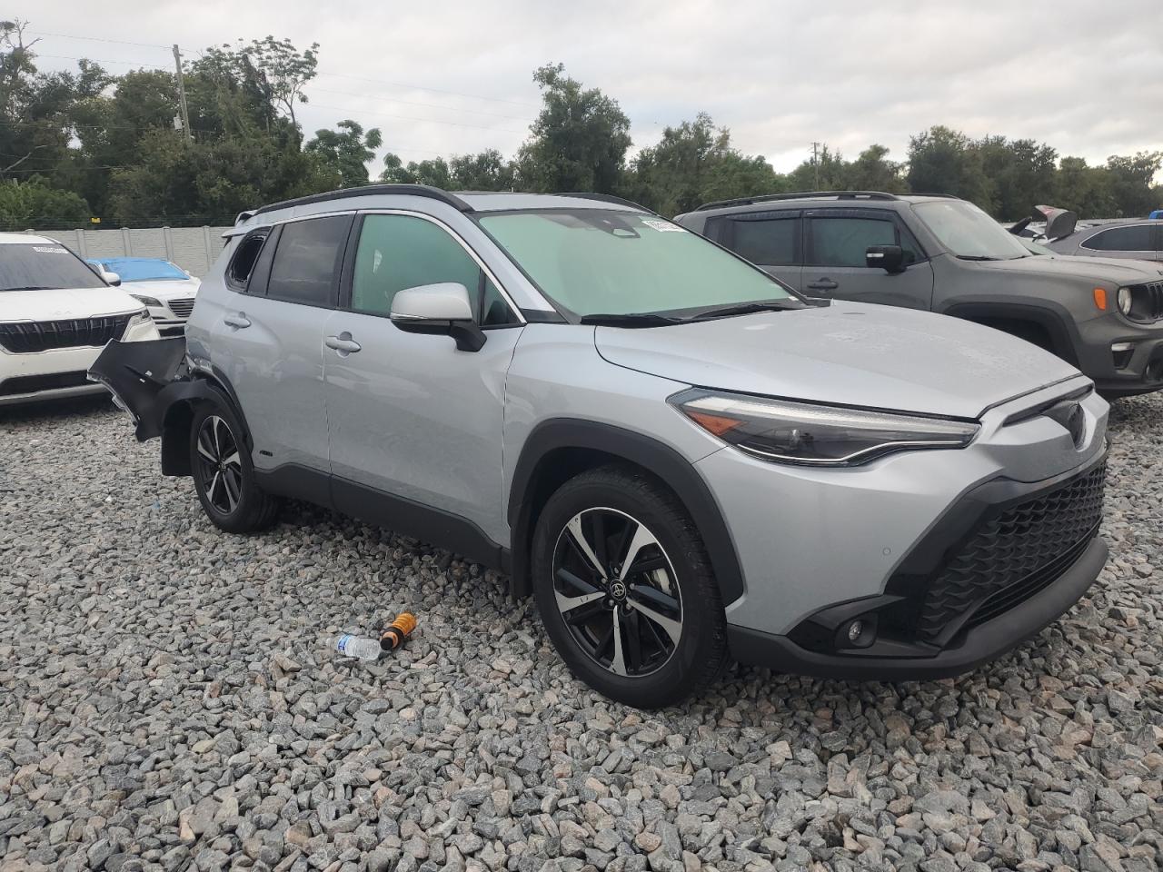 2024 TOYOTA COROLLA CROSS SE — снимка 4
