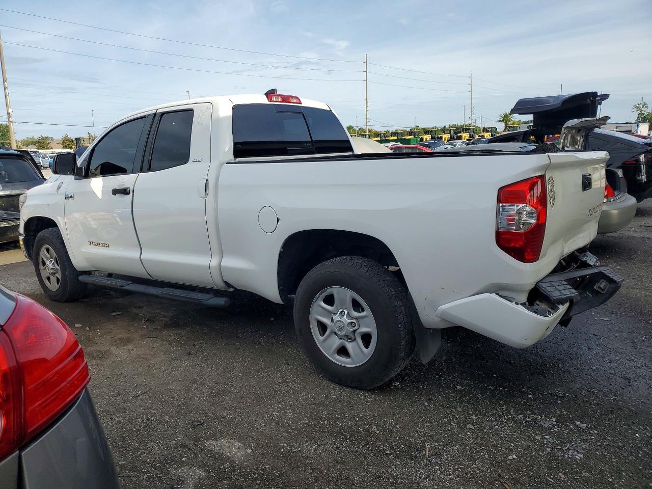 2021 TOYOTA TUNDRA SR5 — снимка 2