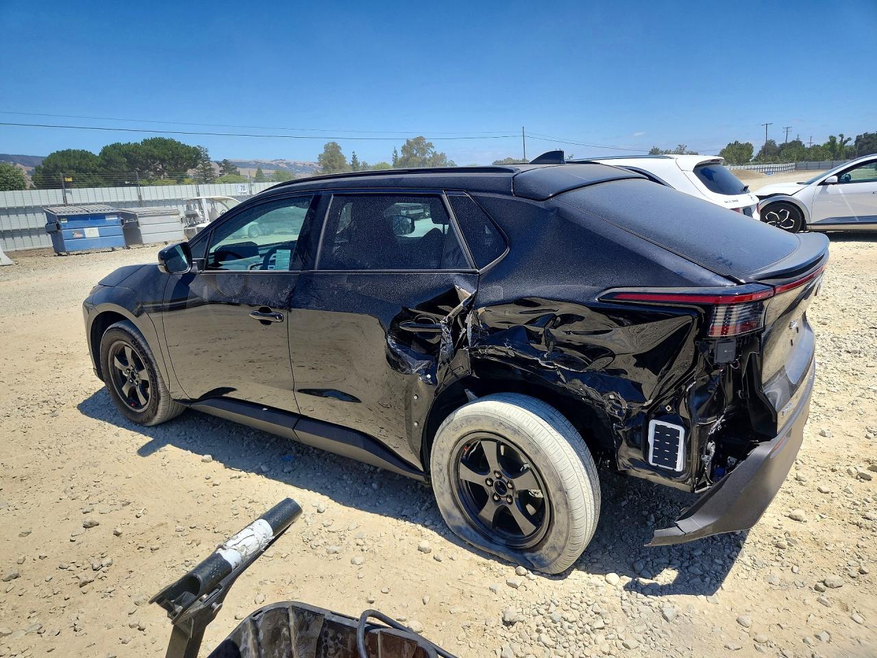 2026 TOYOTA BZ XLE PLUS — снимка 2