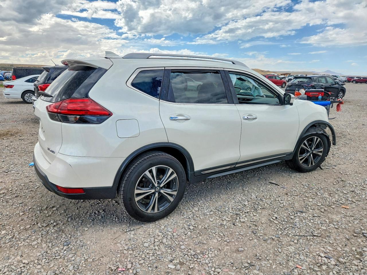 2017 NISSAN ROGUE SL — снимка 3