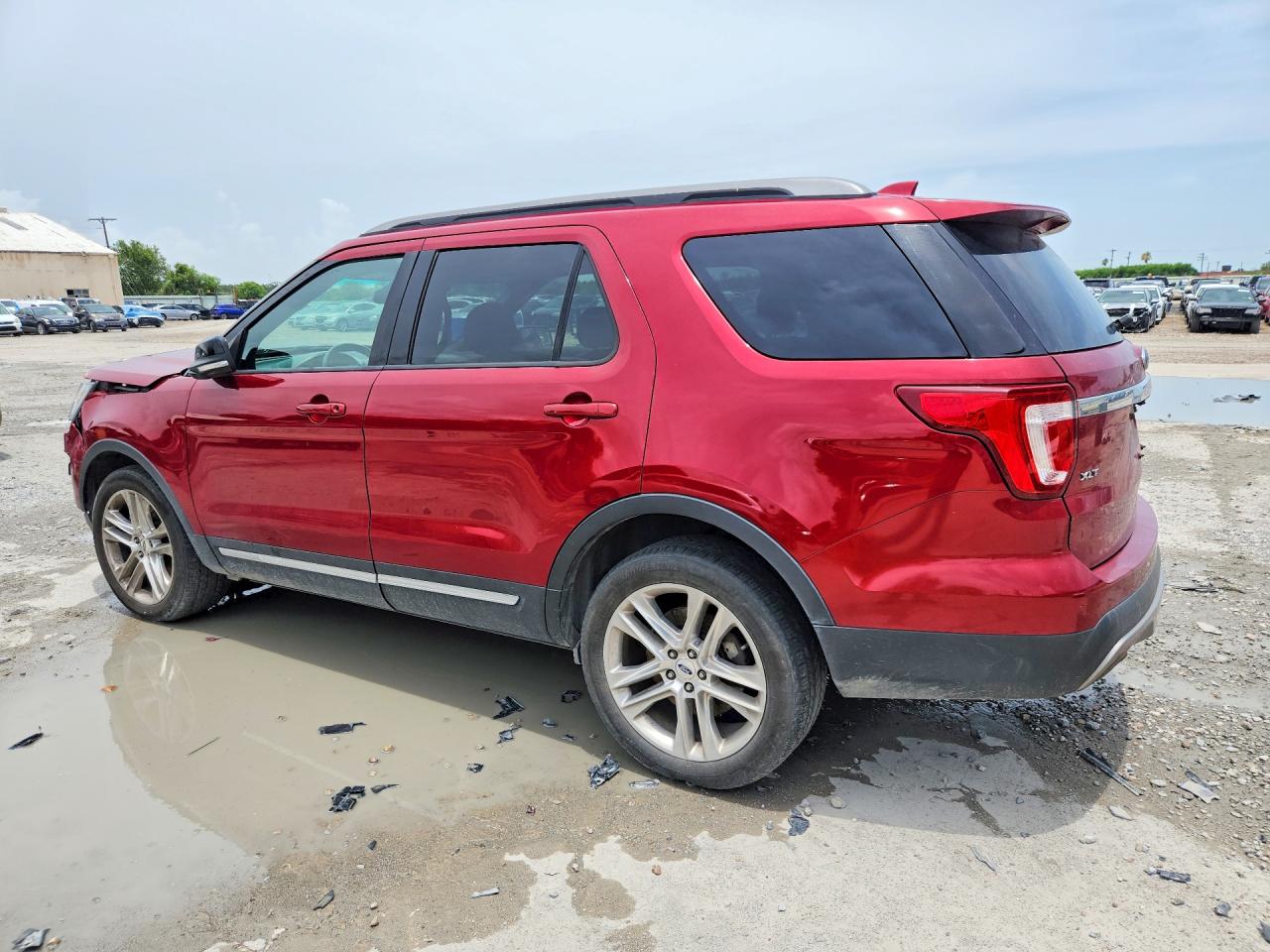 2017 FORD EXPLORER XLT — снимка 2