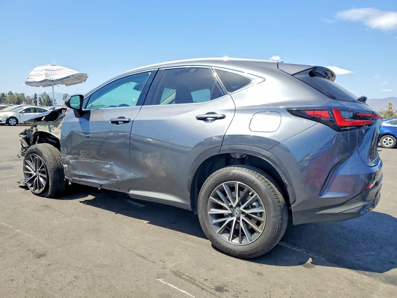 2023 LEXUS NX 250 — снимка 2