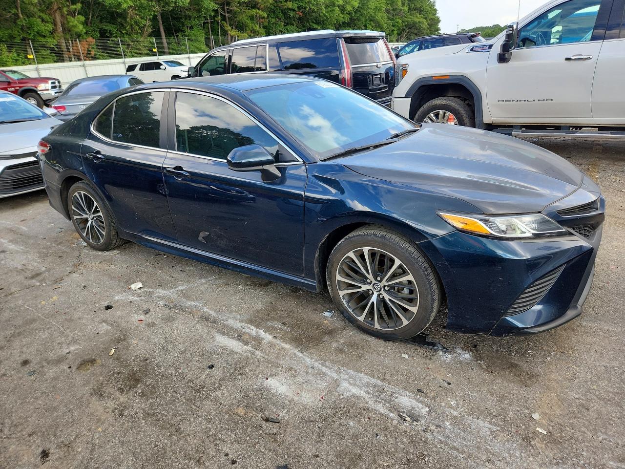 2020 TOYOTA CAMRY SE — снимка 4