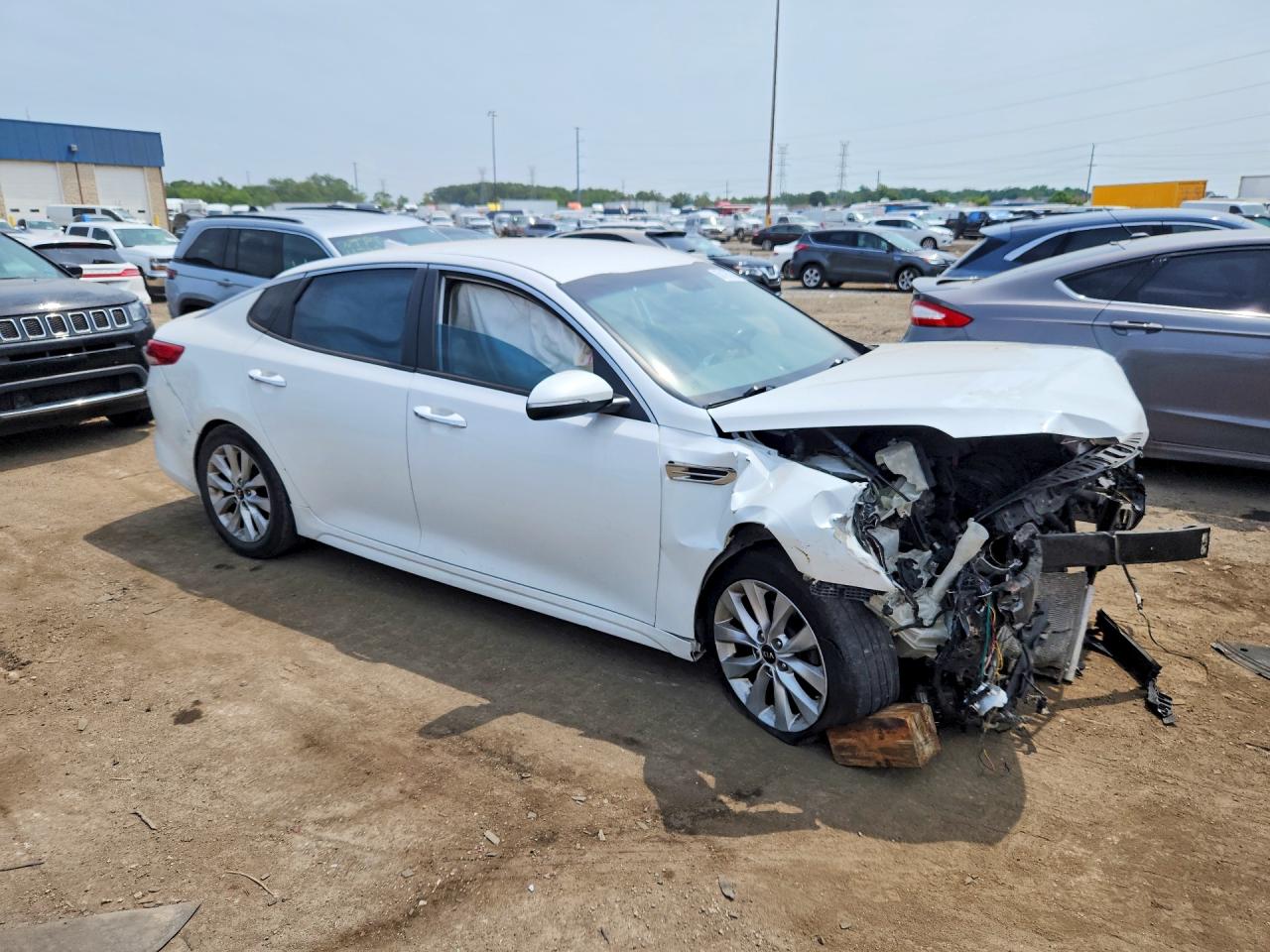 2017 KIA OPTIMA LX — снимка 4