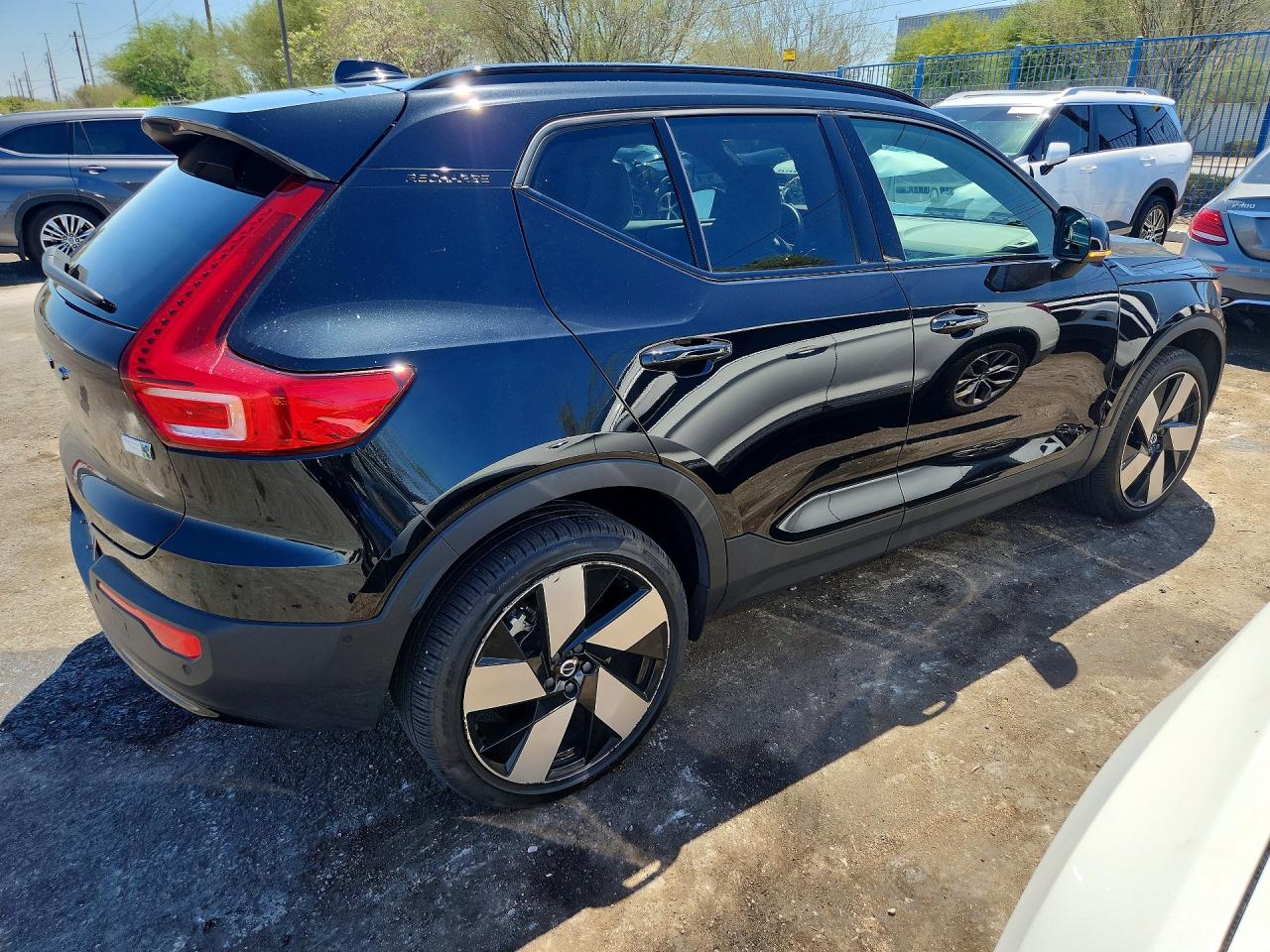 2023 VOLVO XC60 ULTIMATE DARK — снимка 3