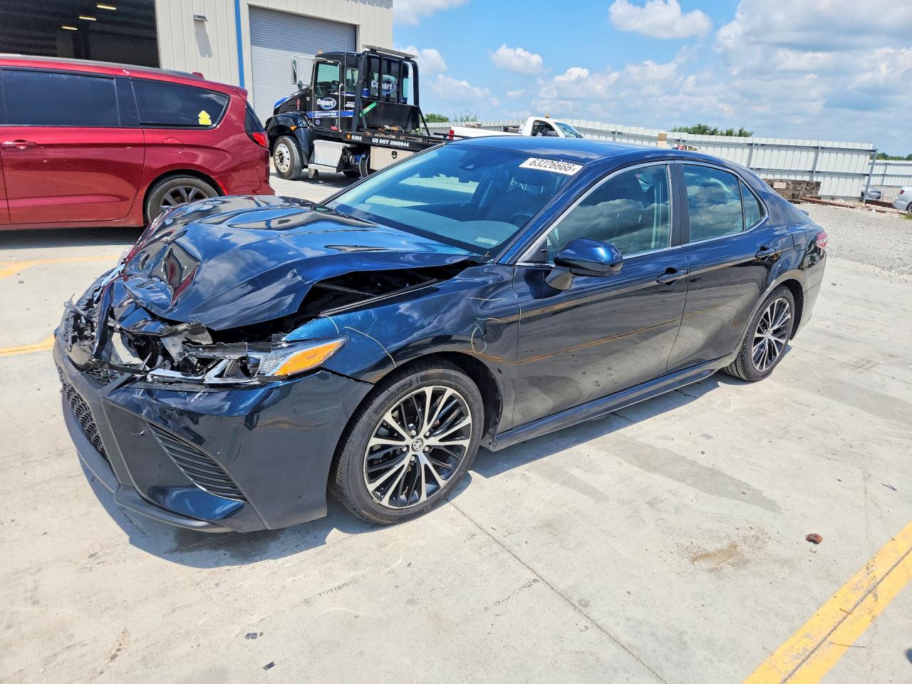 2020 TOYOTA CAMRY SE