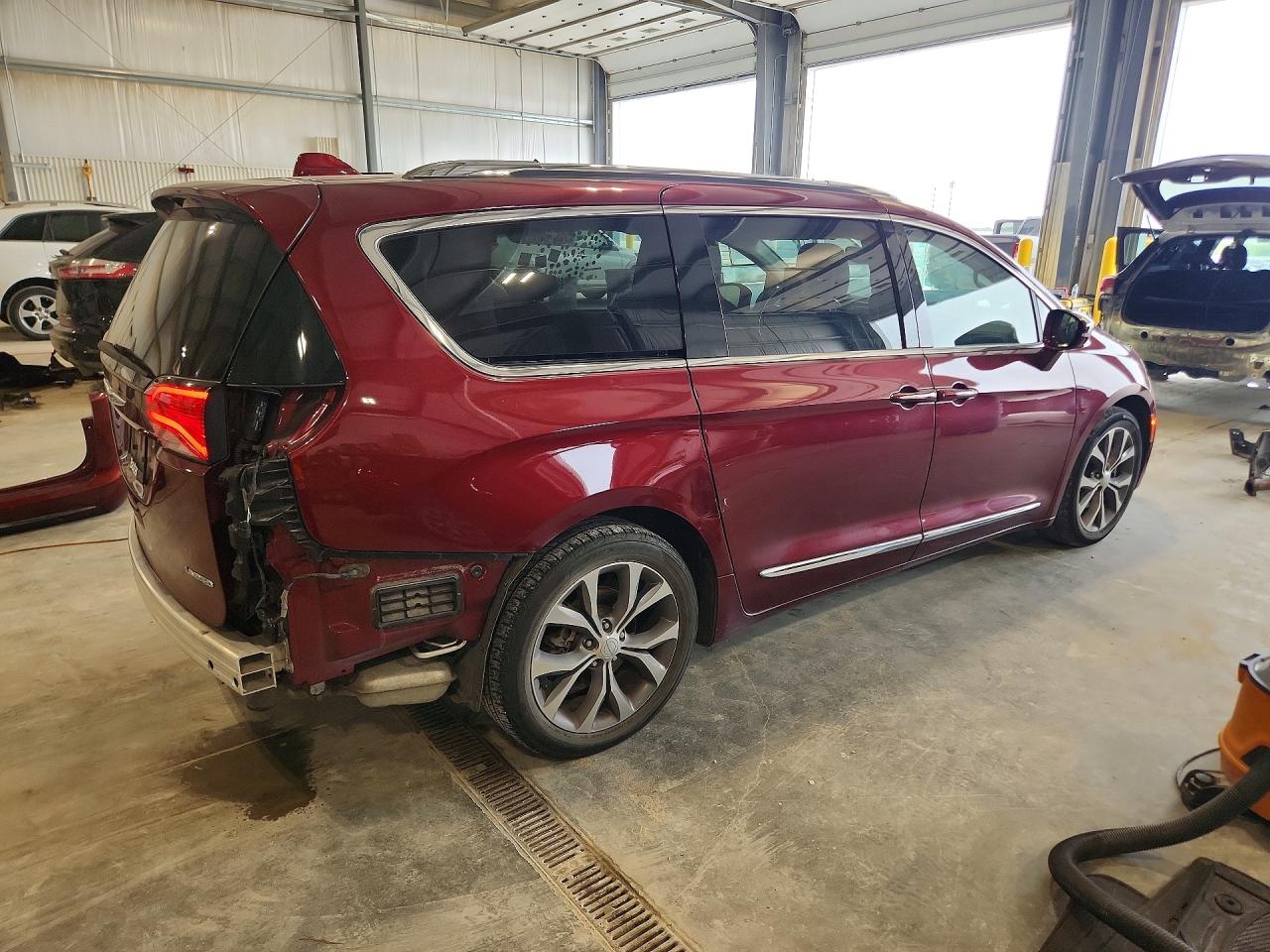 2018 CHRYSLER PACIFICA LIMITED — снимка 3