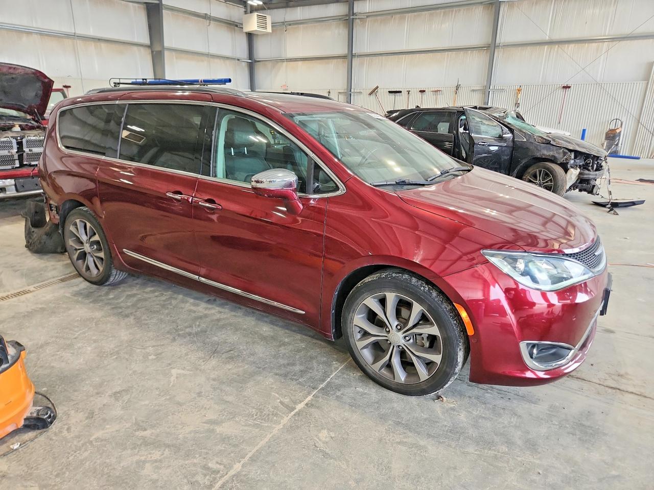 2018 CHRYSLER PACIFICA LIMITED — снимка 4