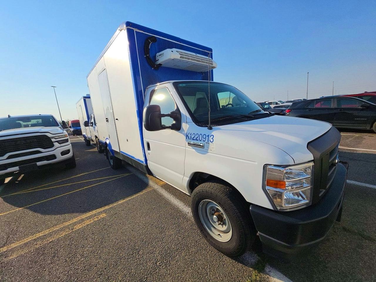 2023 FORD ECONOLINE E350 SUPER DUTY CUTAWAY VAN