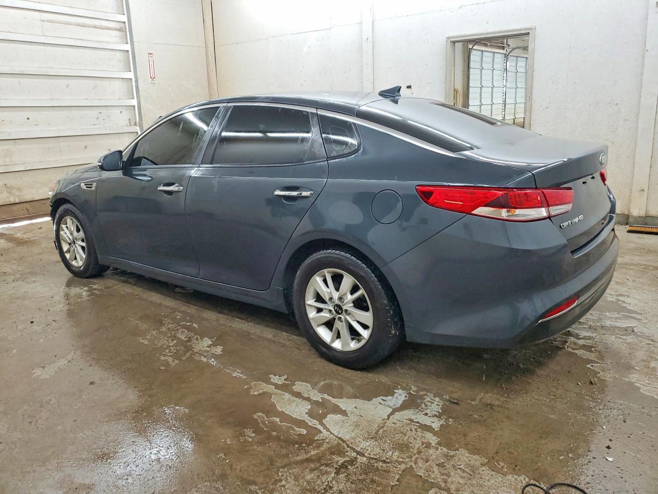 2016 KIA OPTIMA LX — снимка 2