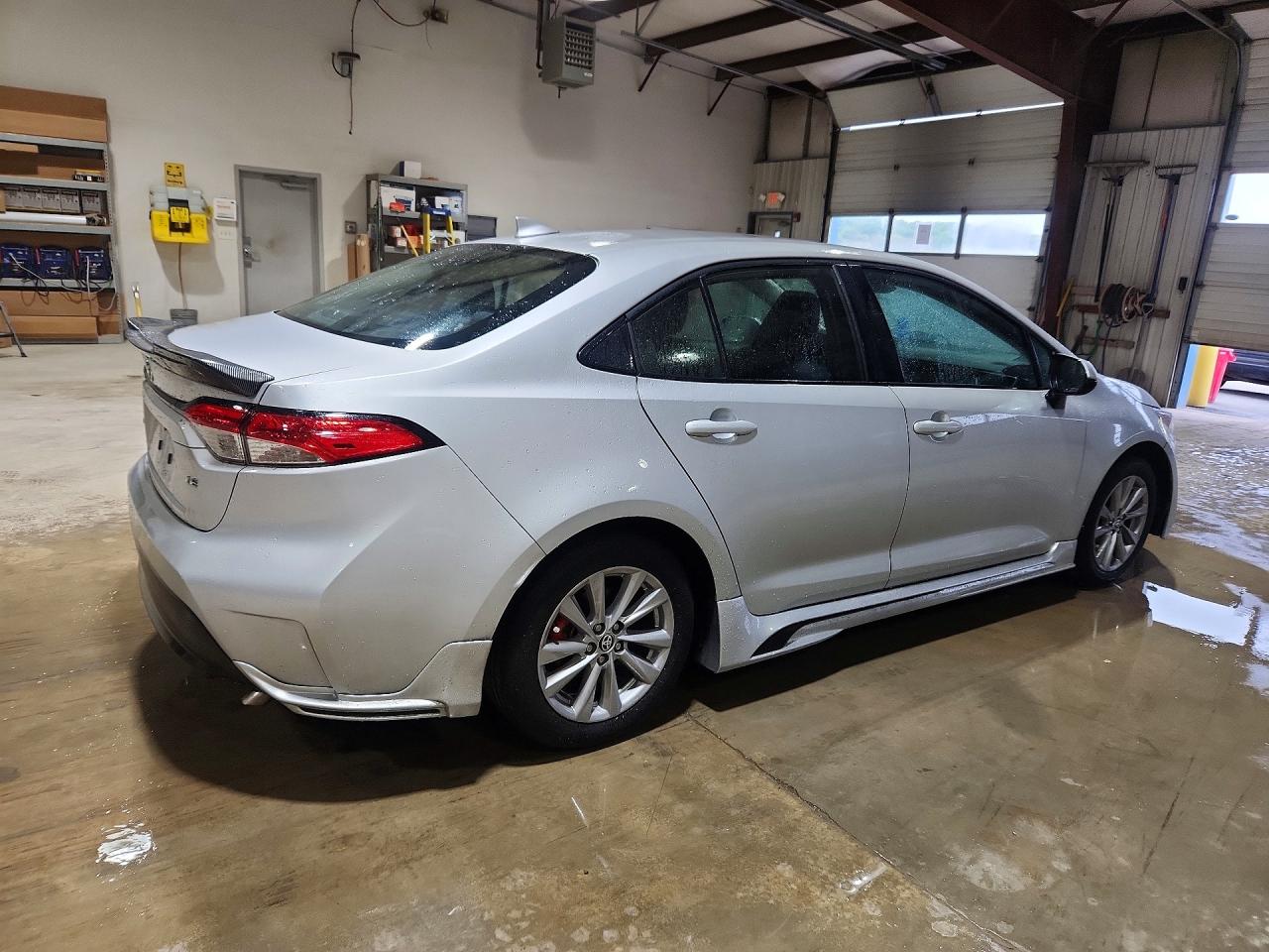 2025 TOYOTA COROLLA LE — снимка 3