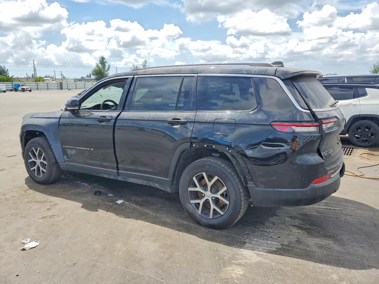 2021 JEEP GRAND CHEROKEE L LIMITED — снимка 2