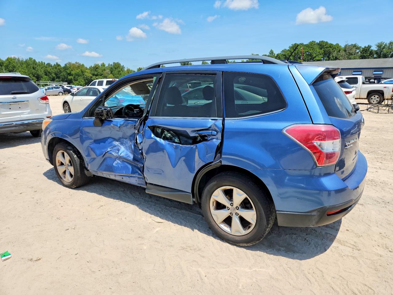 2015 SUBARU FORESTER 2.5I LIMITED — снимка 2