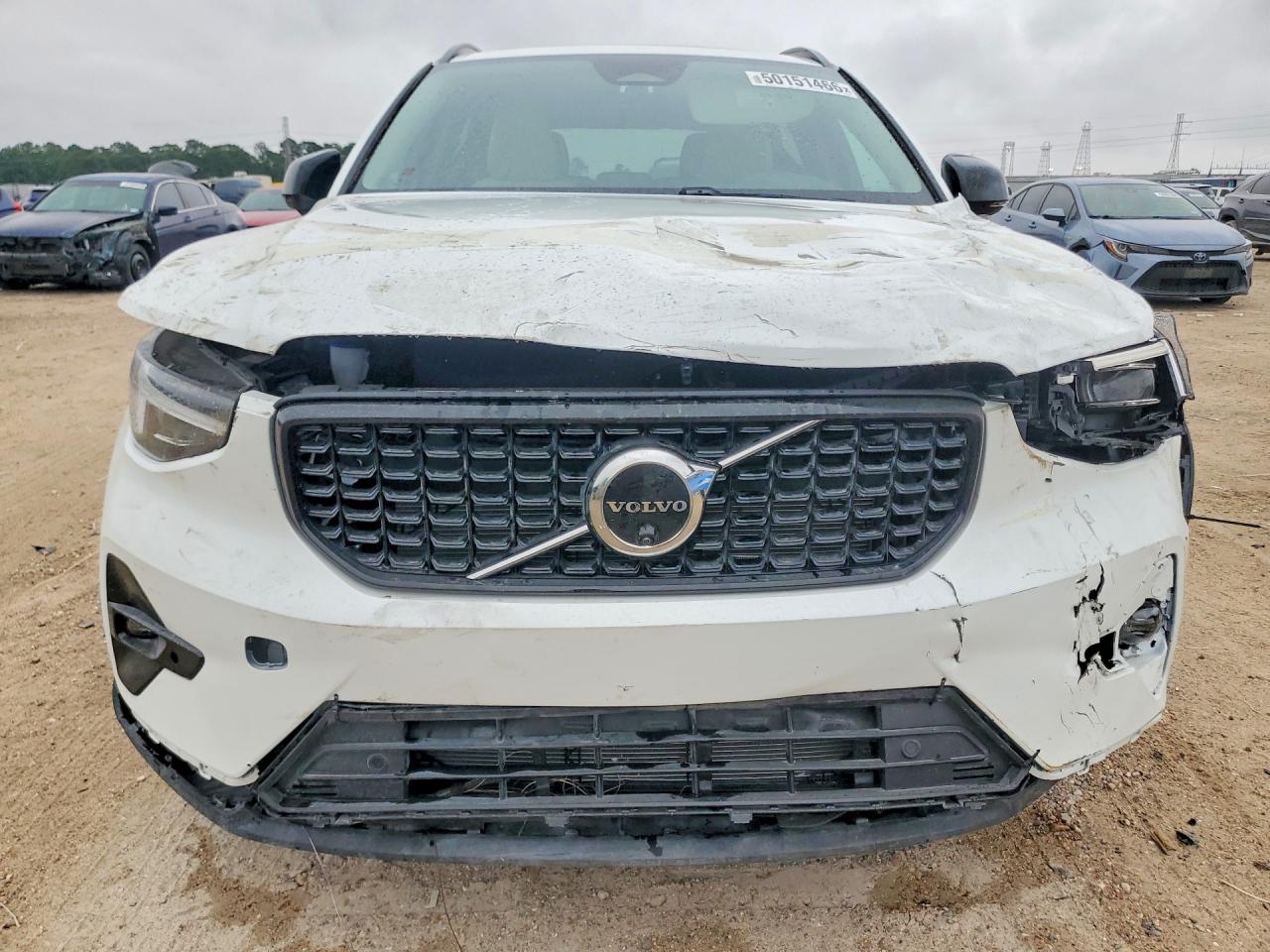 2026 VOLVO XC40 PLUS — снимка 5