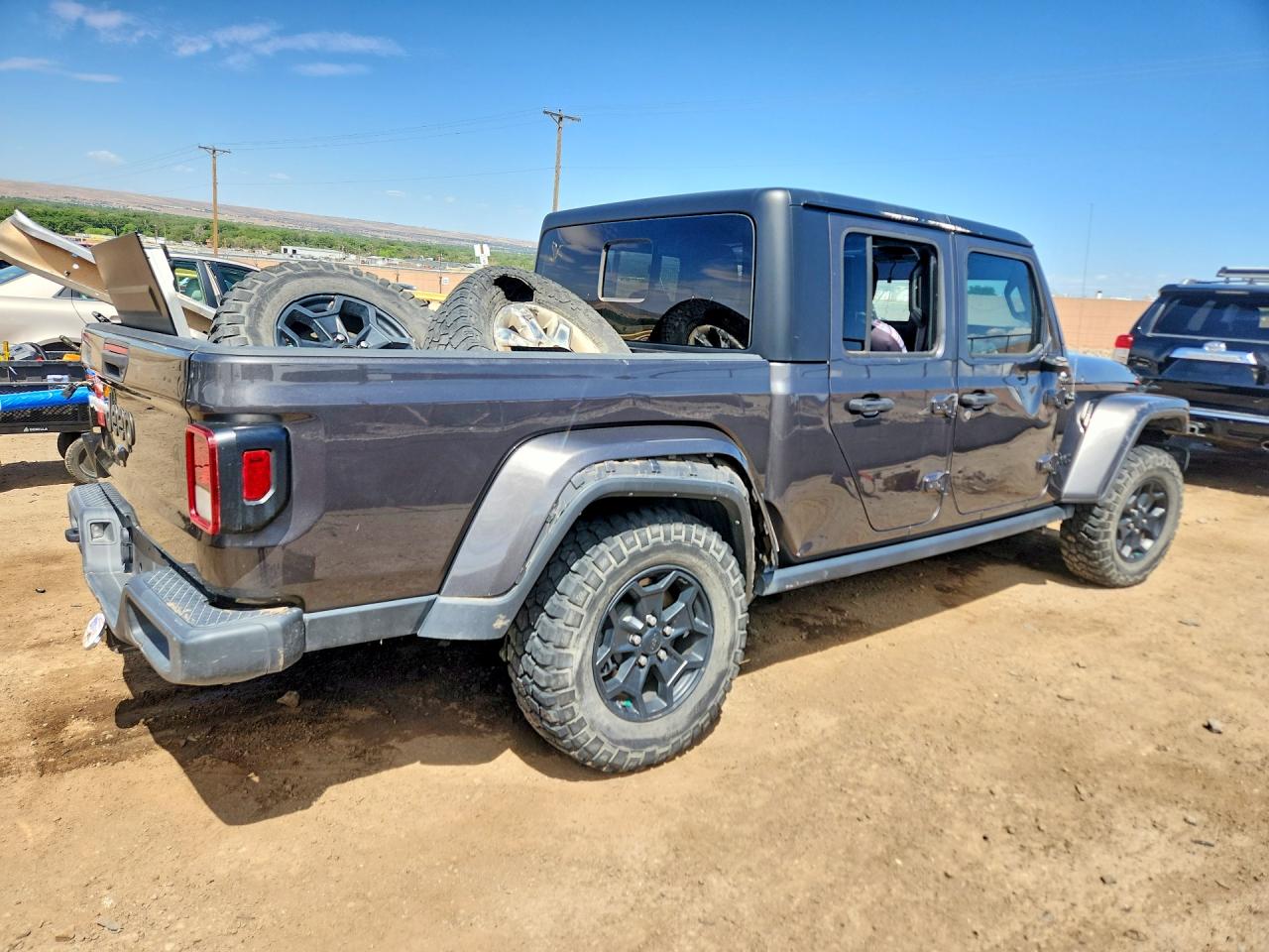 2023 JEEP GLADIATOR SPORT — снимка 3