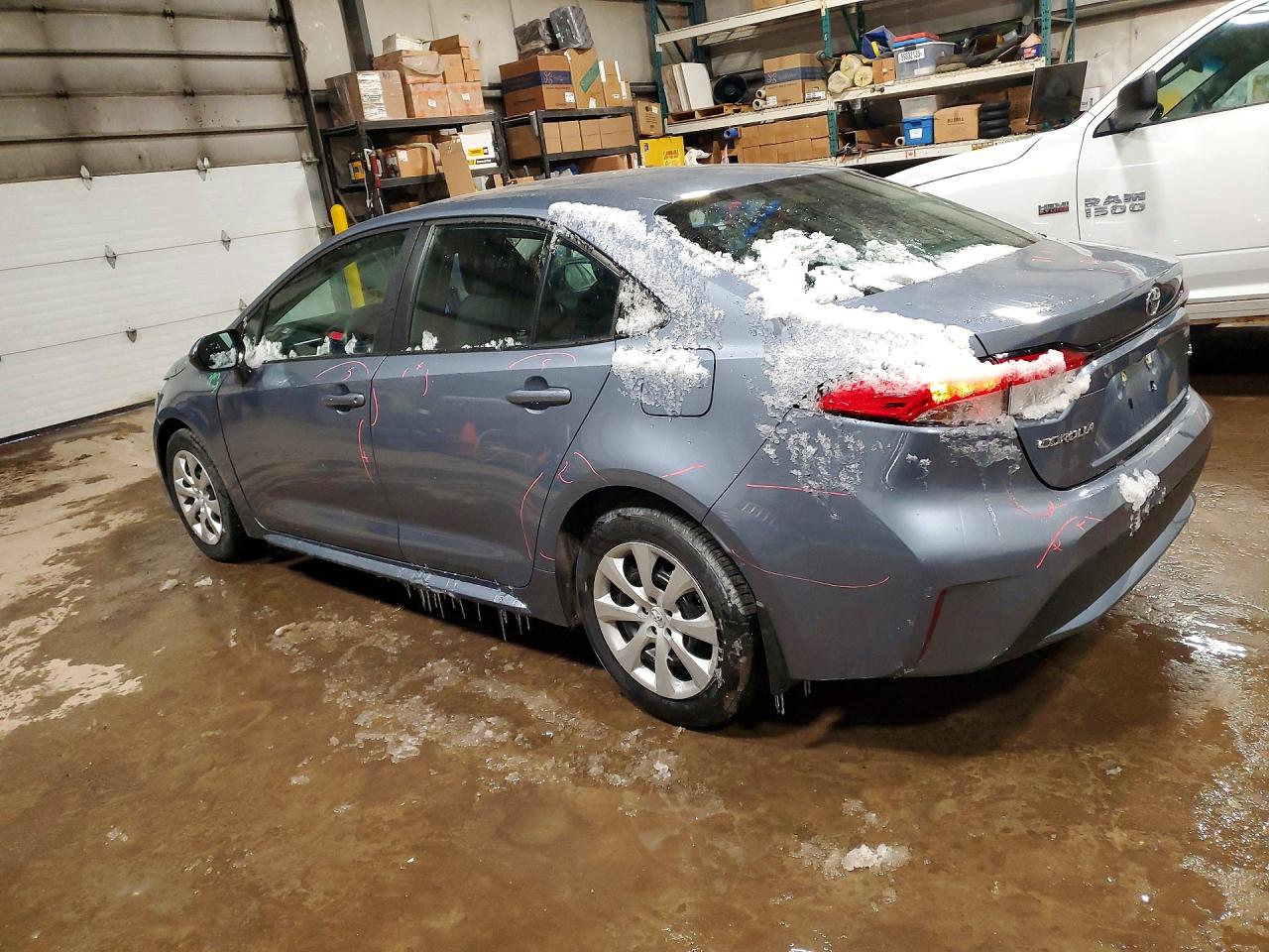 2022 TOYOTA COROLLA LE — снимка 2