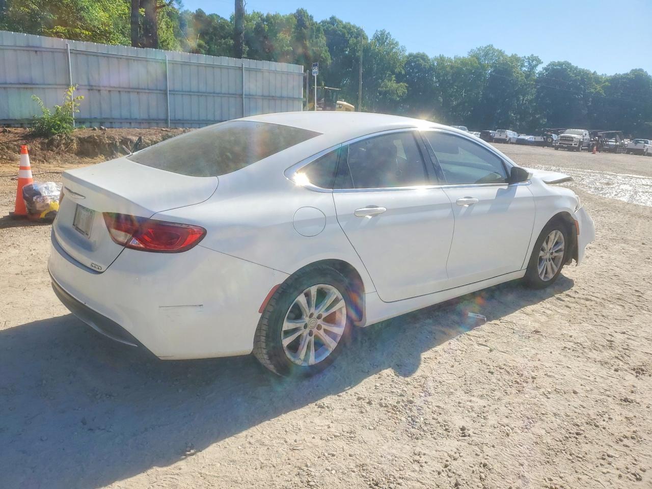 2017 CHRYSLER 200 LIMITED — снимка 3