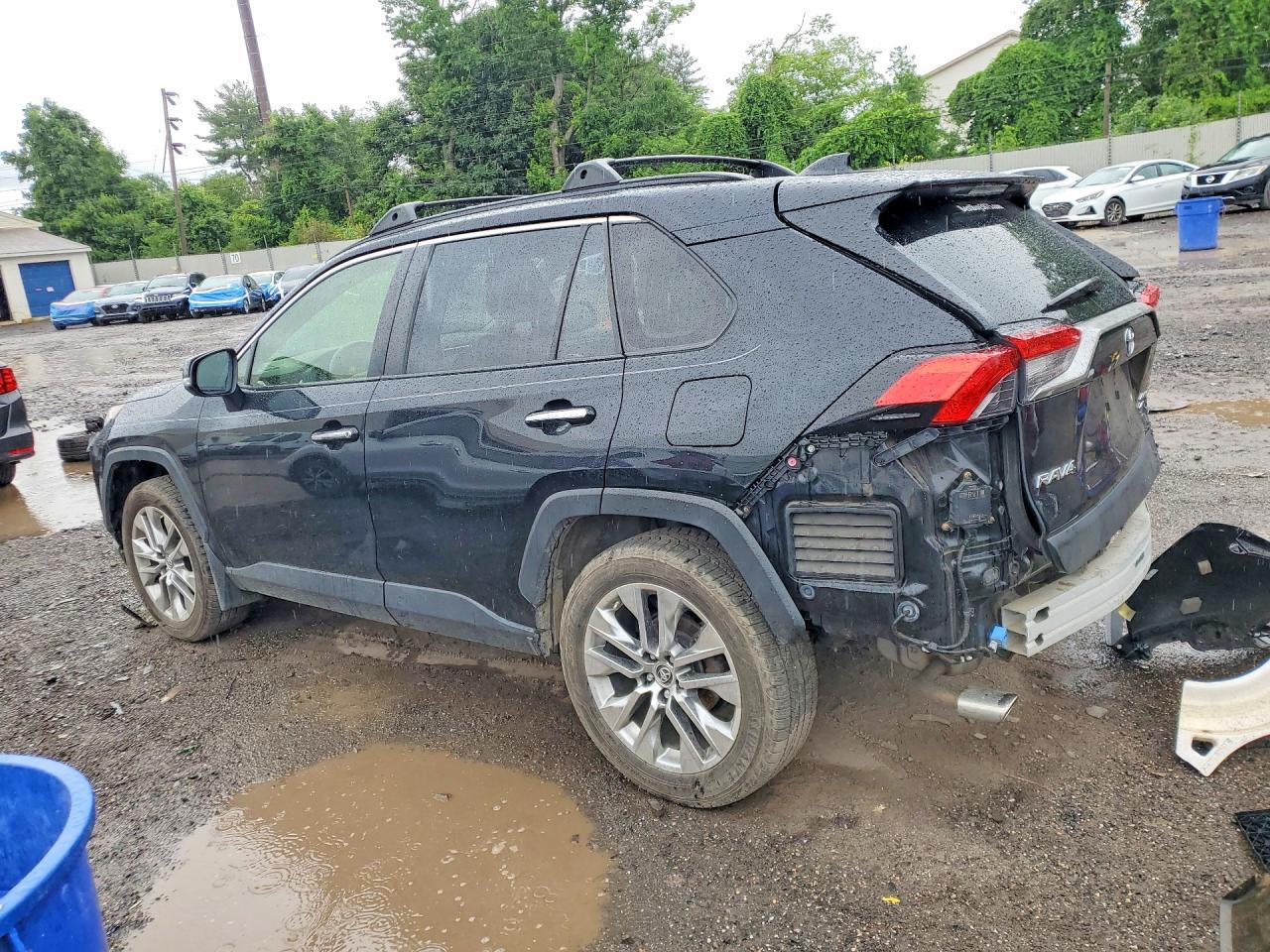 2019 TOYOTA RAV4 LIMITED — снимка 2