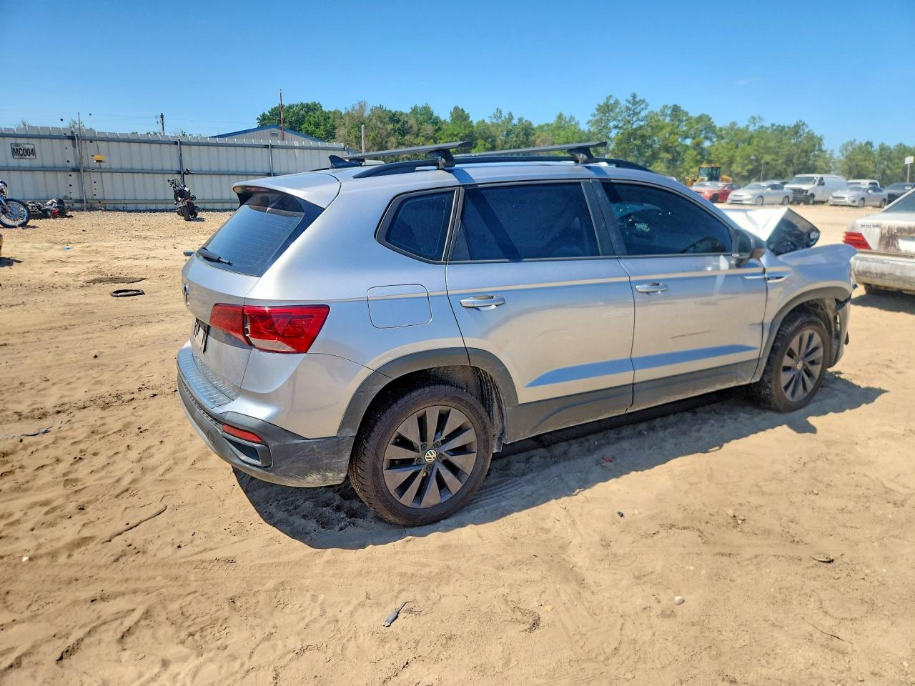 2023 VOLKSWAGEN TAOS S — снимка 3