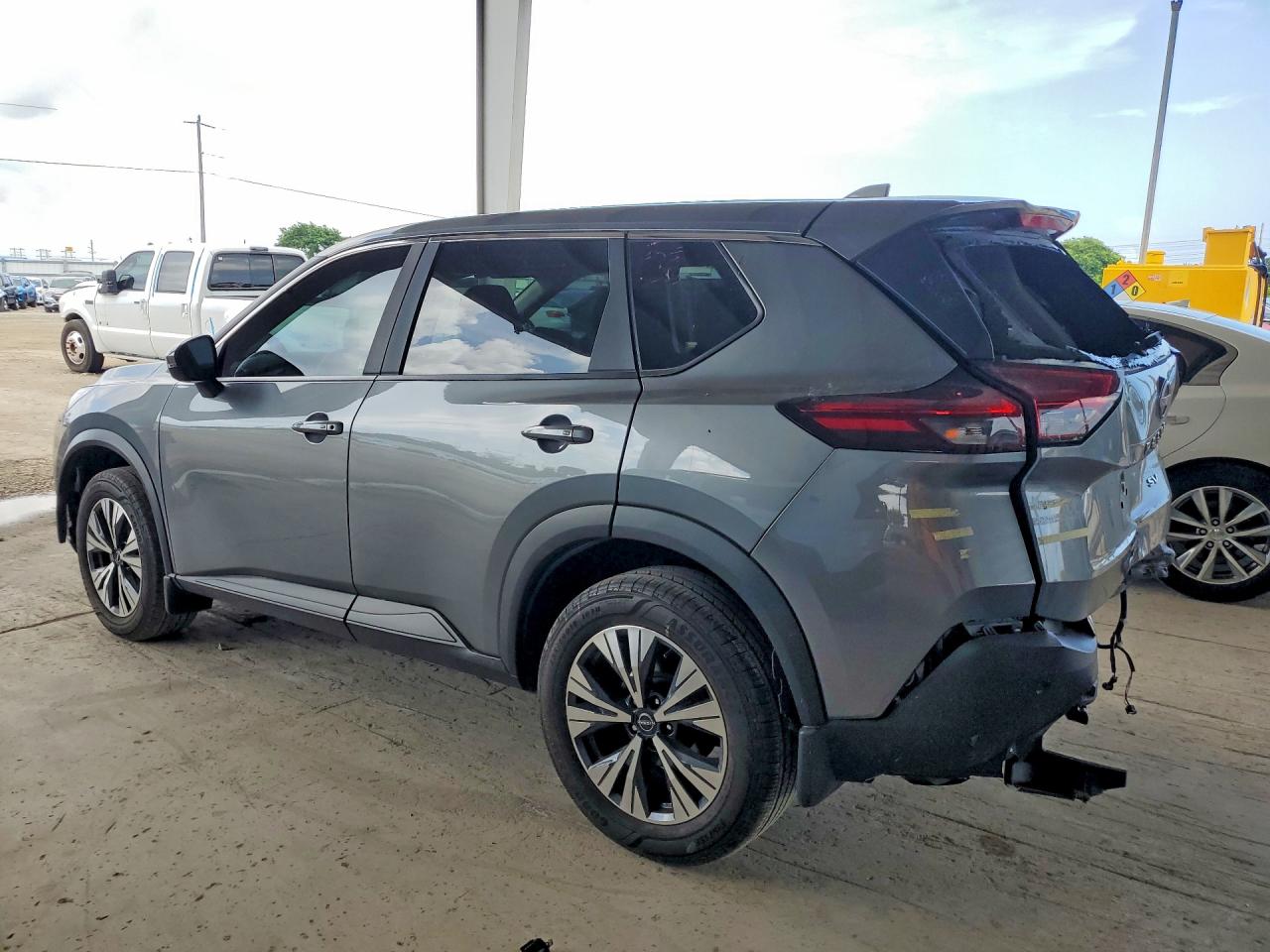 2023 NISSAN ROGUE SV — снимка 2