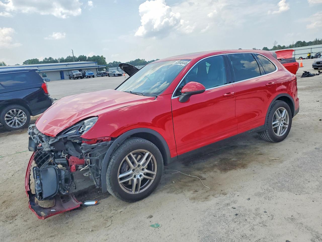 2016 PORSCHE CAYENNE