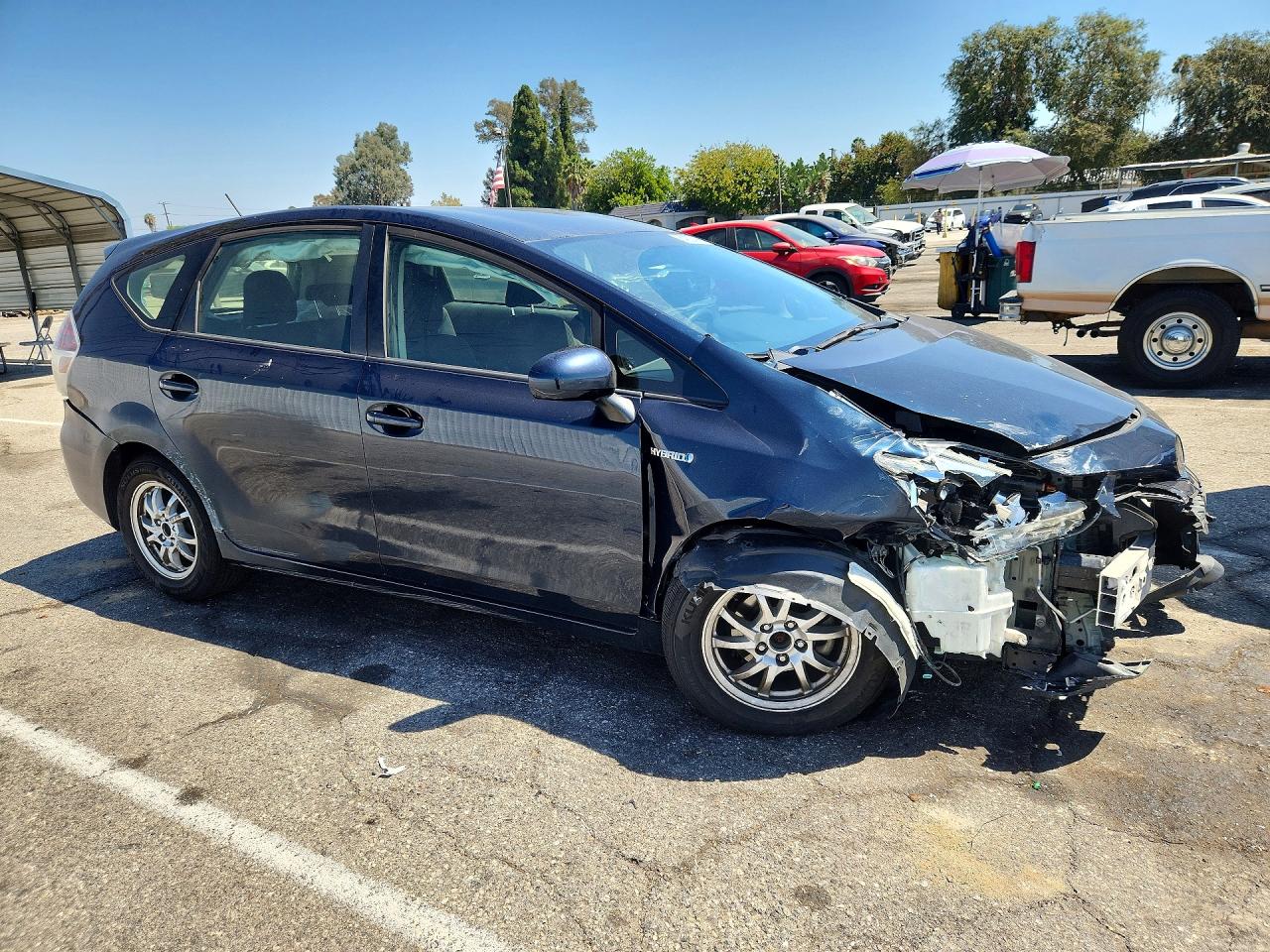 2017 TOYOTA PRIUS V TWO — снимка 4