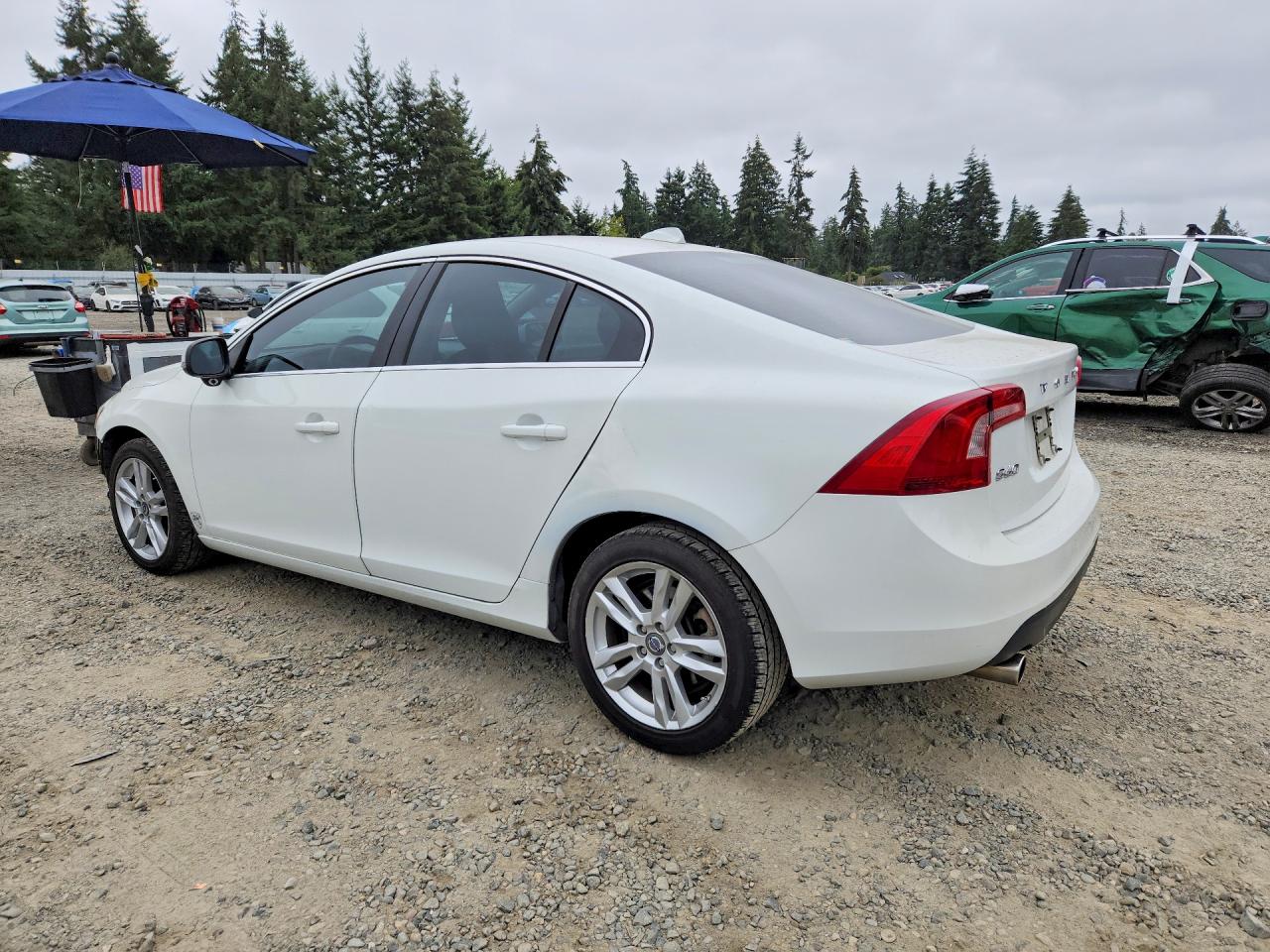 2013 VOLVO S60 T5 — снимка 2