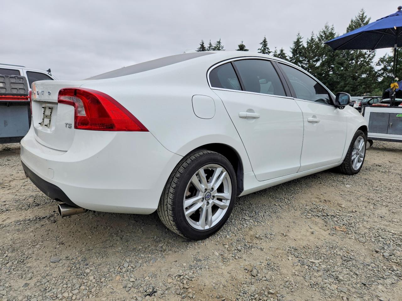 2013 VOLVO S60 T5 — снимка 3