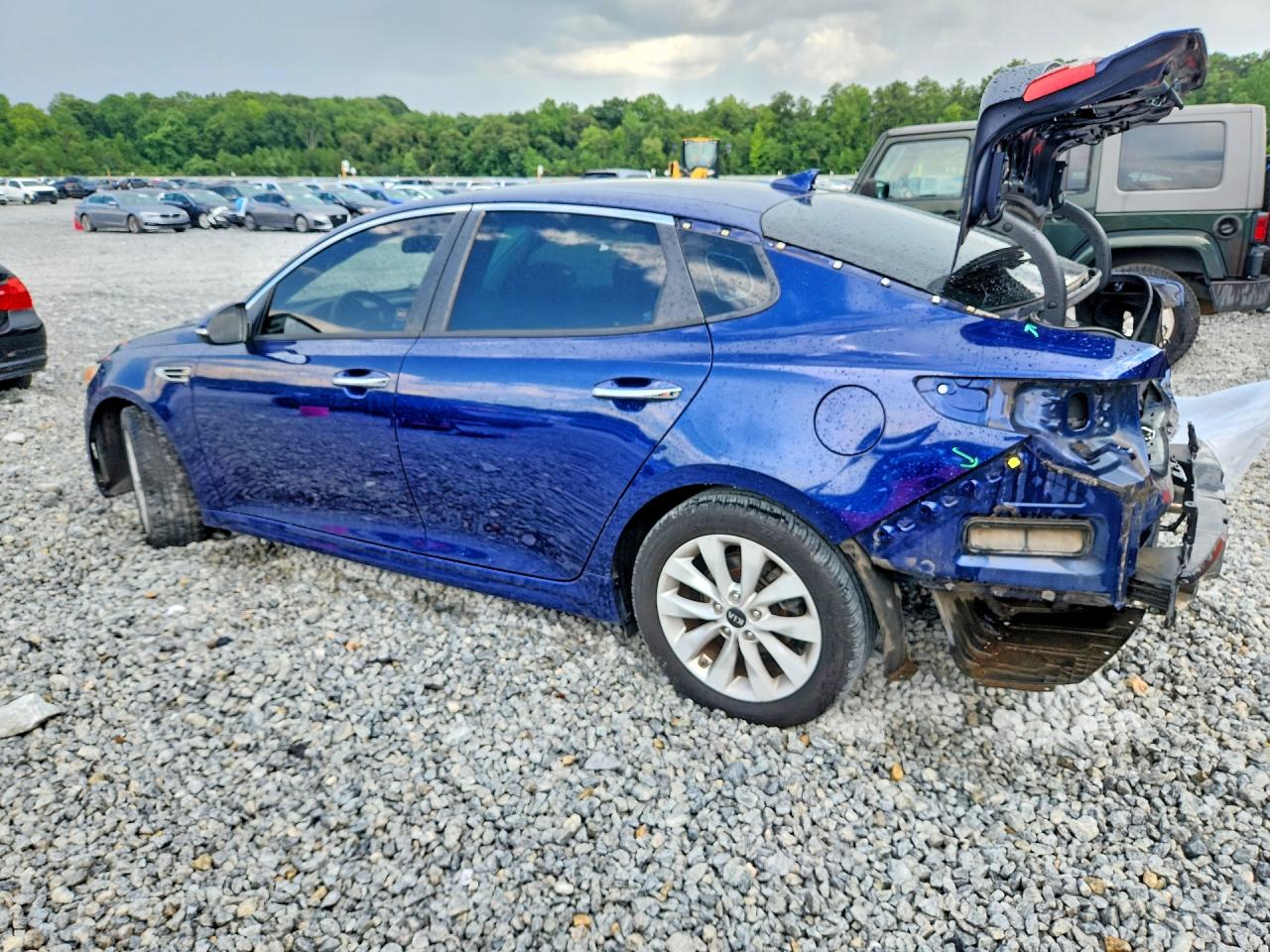 2017 KIA OPTIMA LX — снимка 2