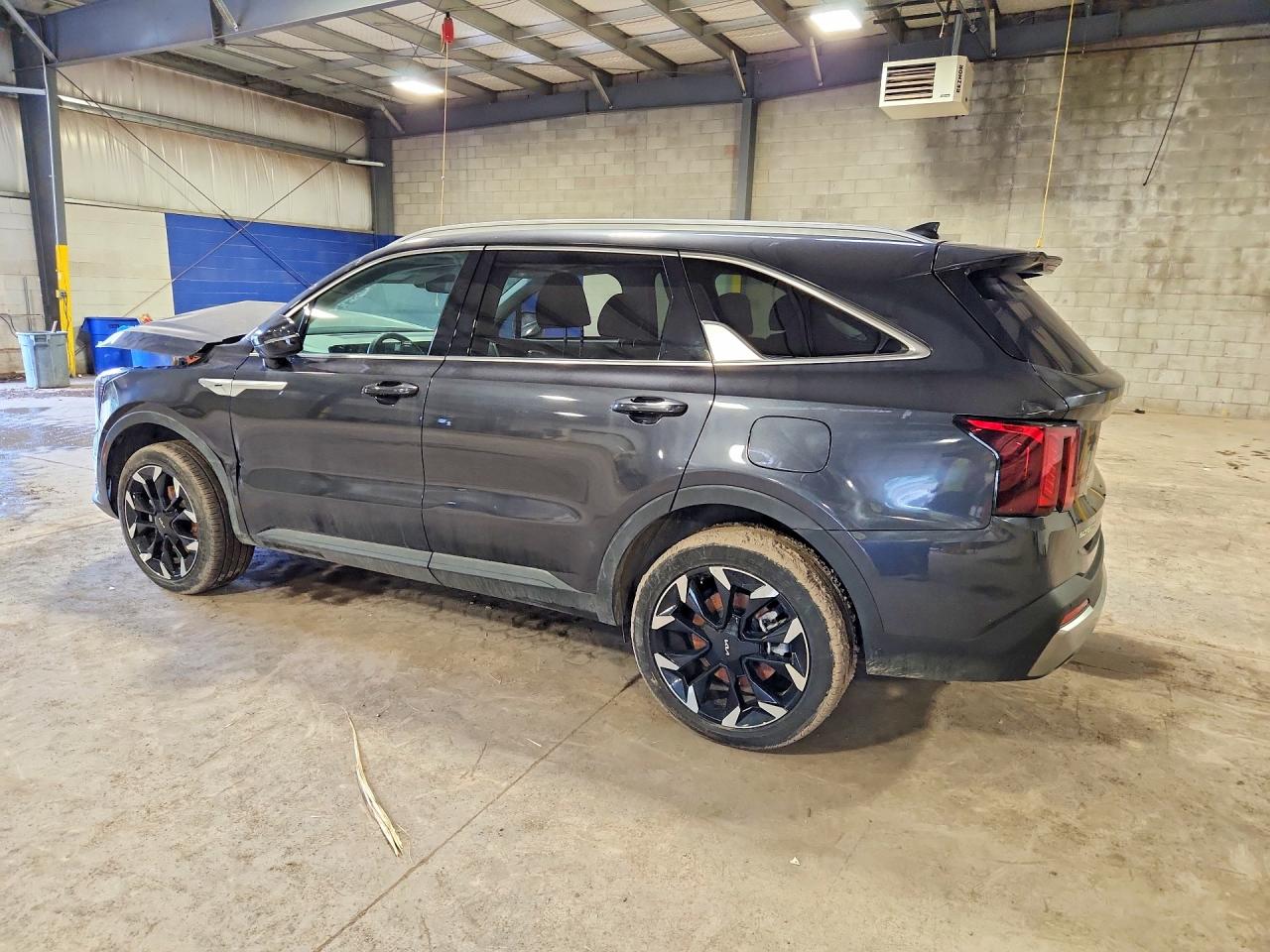2025 KIA SORENTO EX — снимка 2