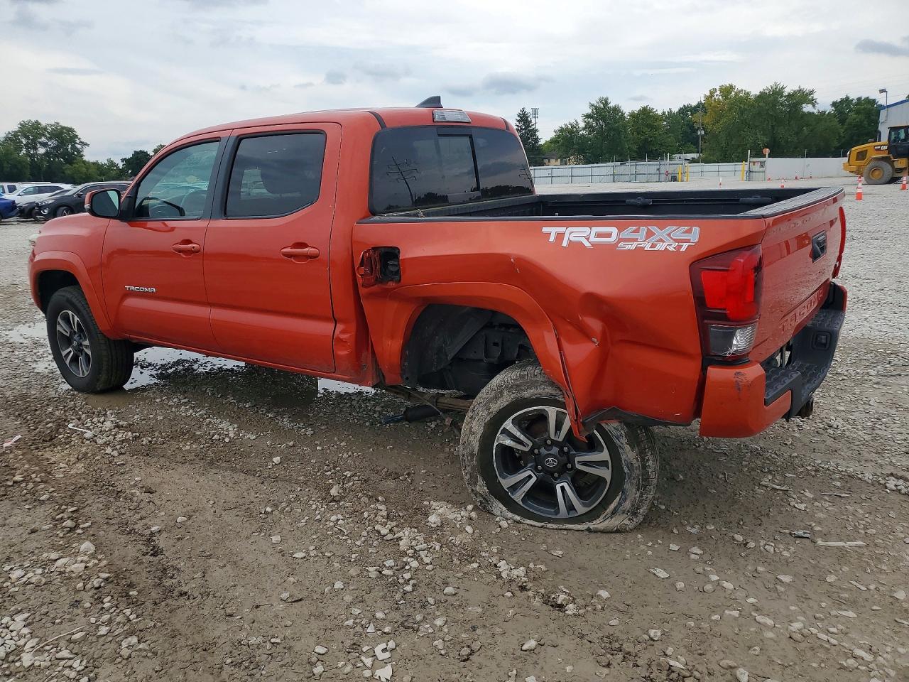 2018 TOYOTA TACOMA TRD SPORT — снимка 2