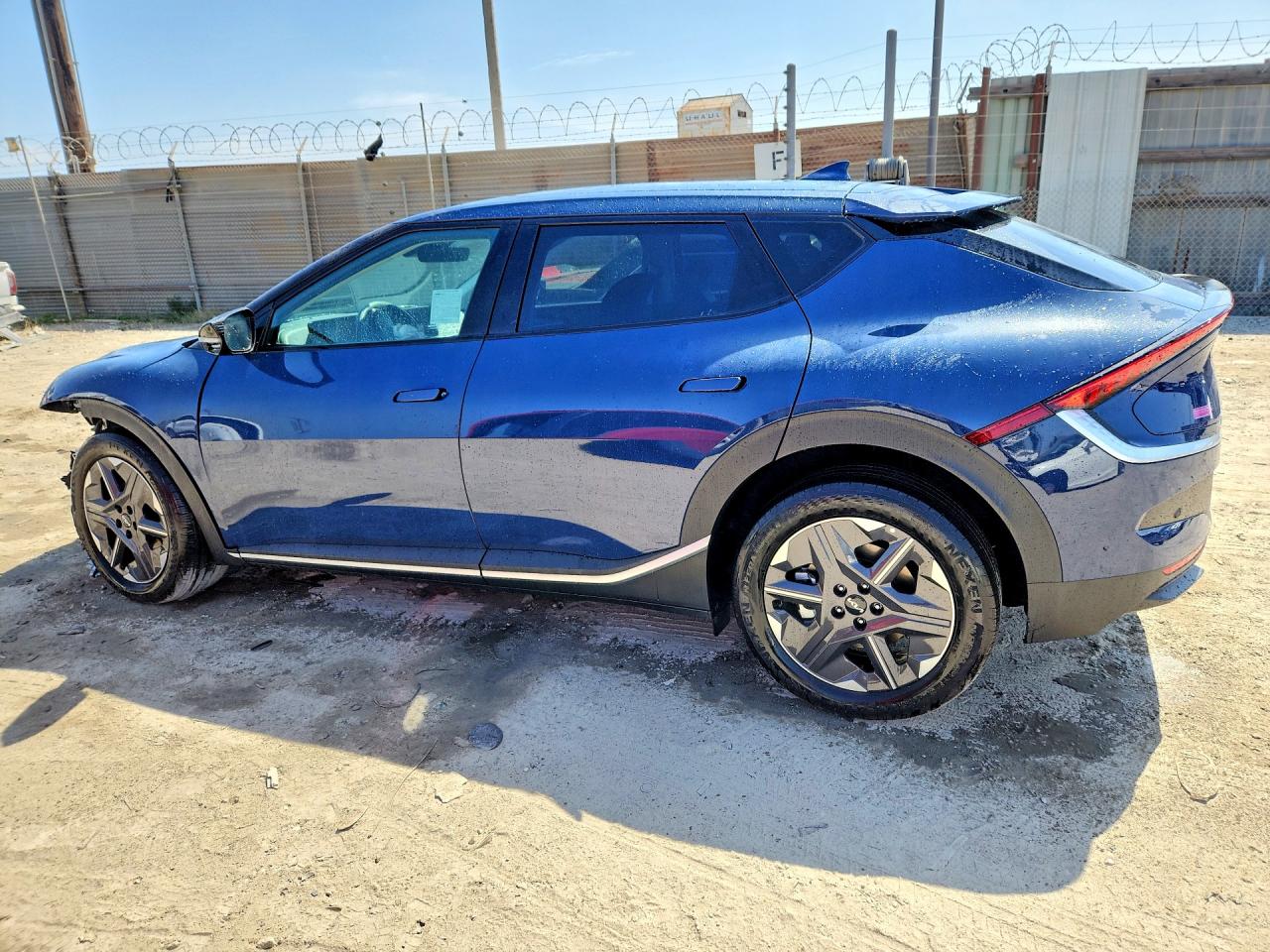 2025 KIA EV6 LIGHT LONG RANGE — снимка 2