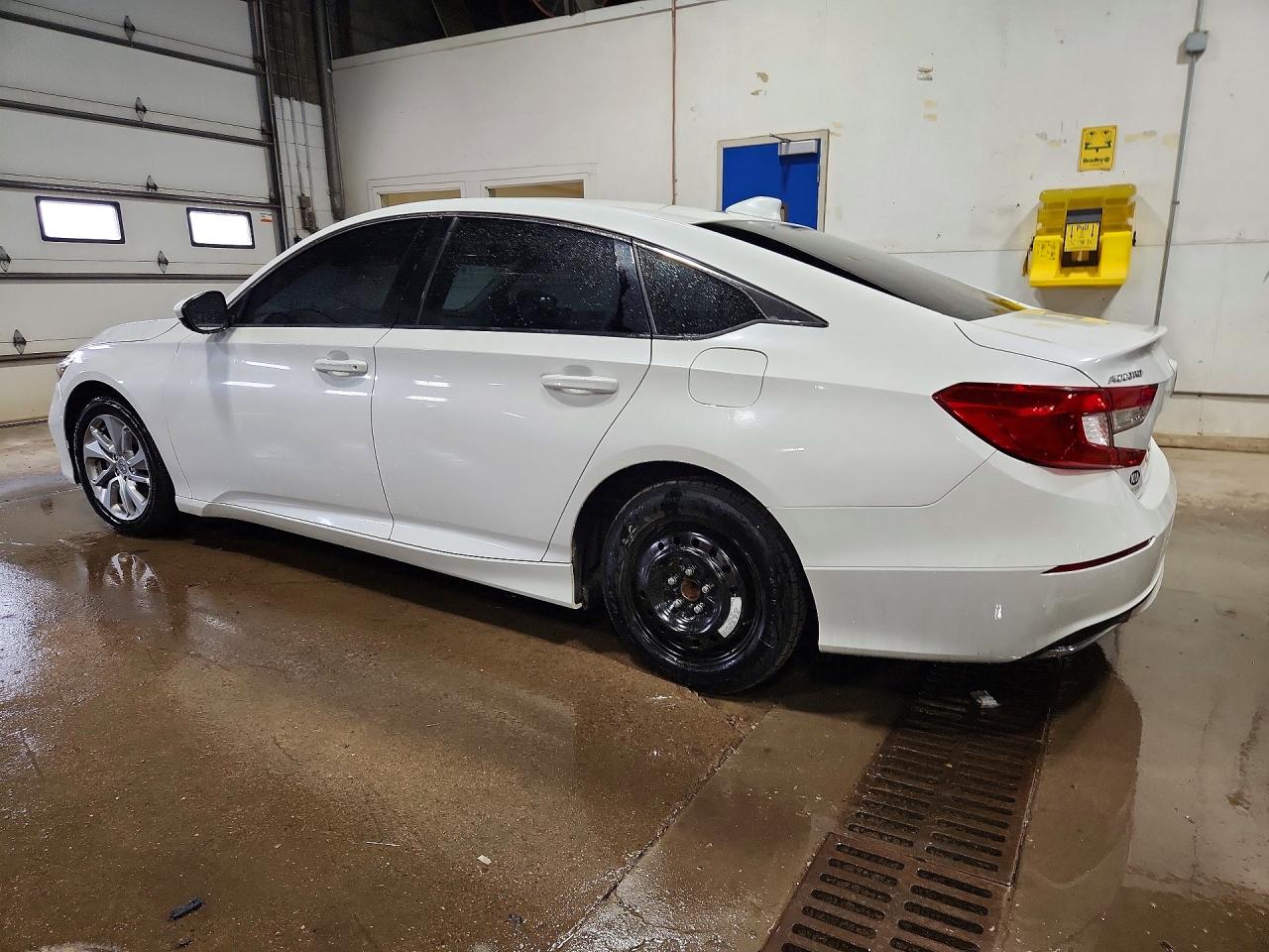 2019 HONDA ACCORD LX — снимка 2