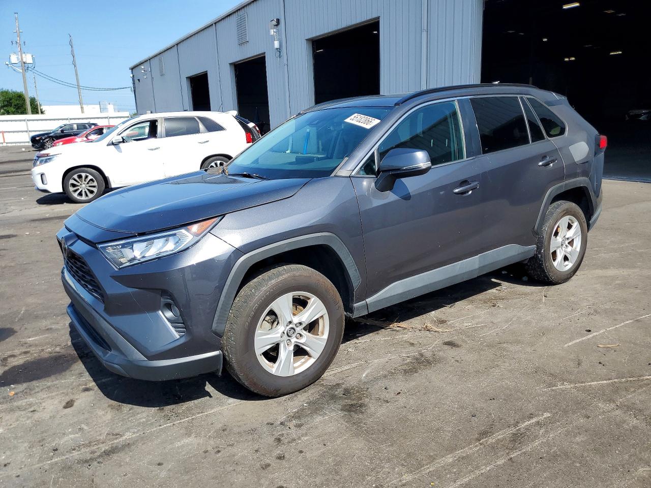 2019 TOYOTA RAV4 XLE