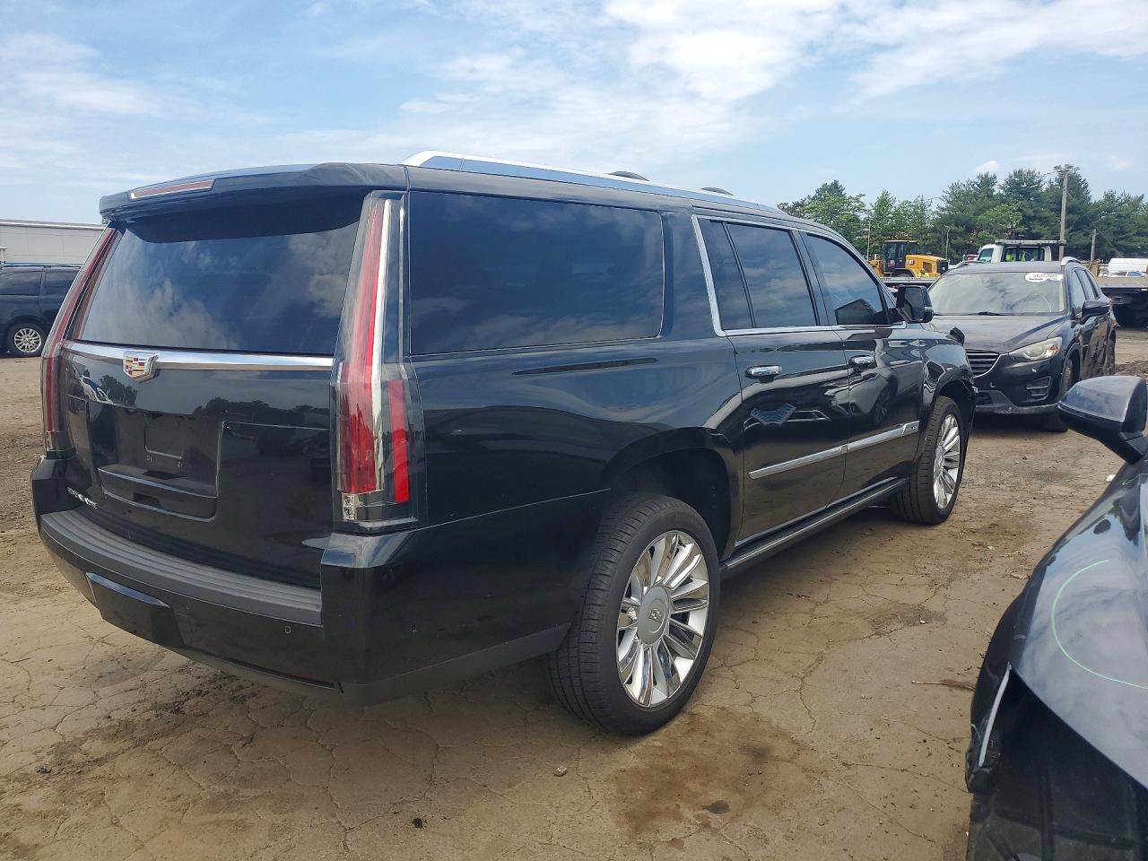 2019 CADILLAC ESCALADE ESV PLATINUM — снимка 3