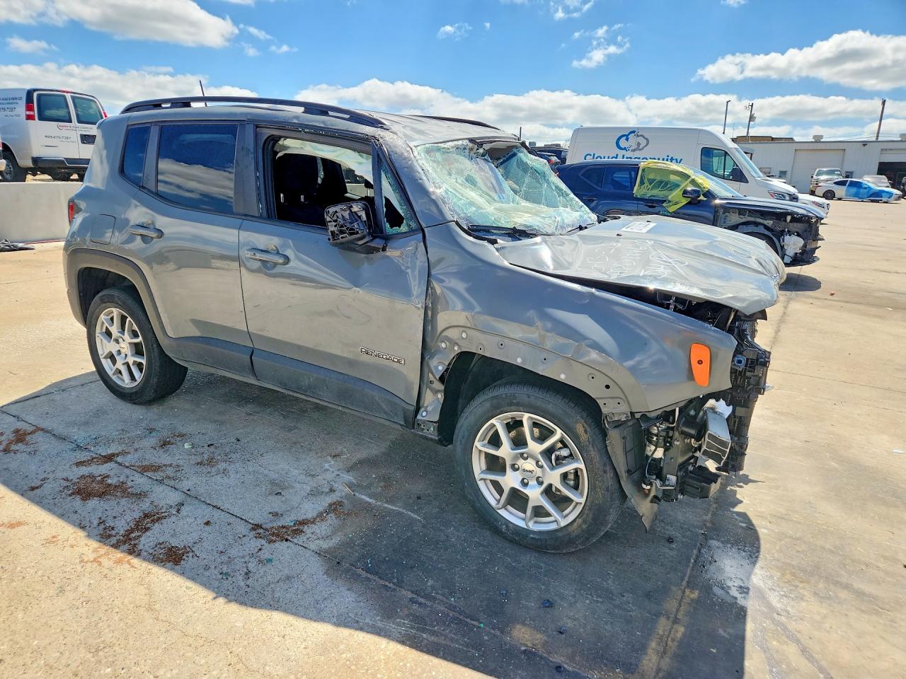 2022 JEEP RENEGADE LATITUDE — снимка 4