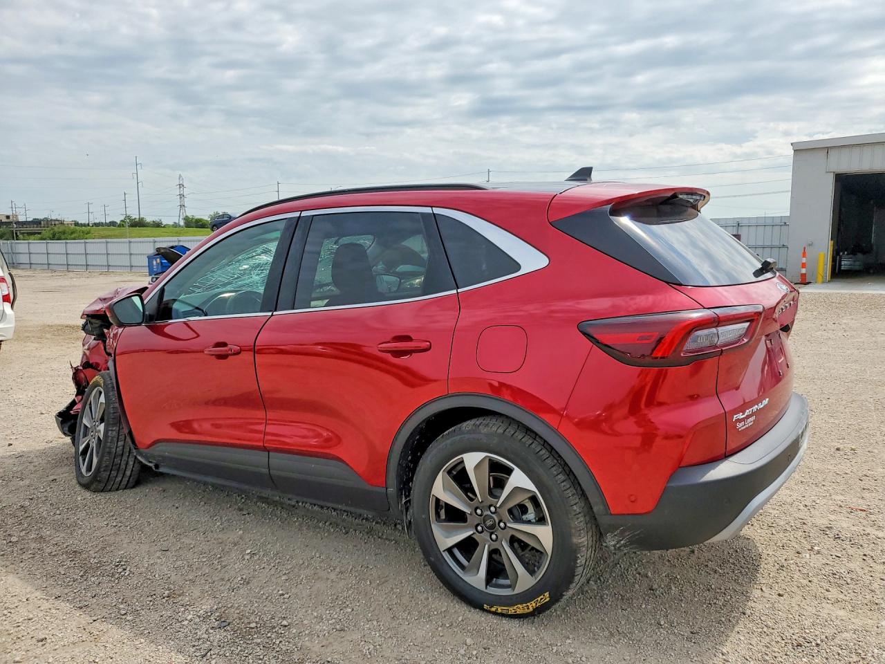 2023 FORD ESCAPE PLATINUM — снимка 2